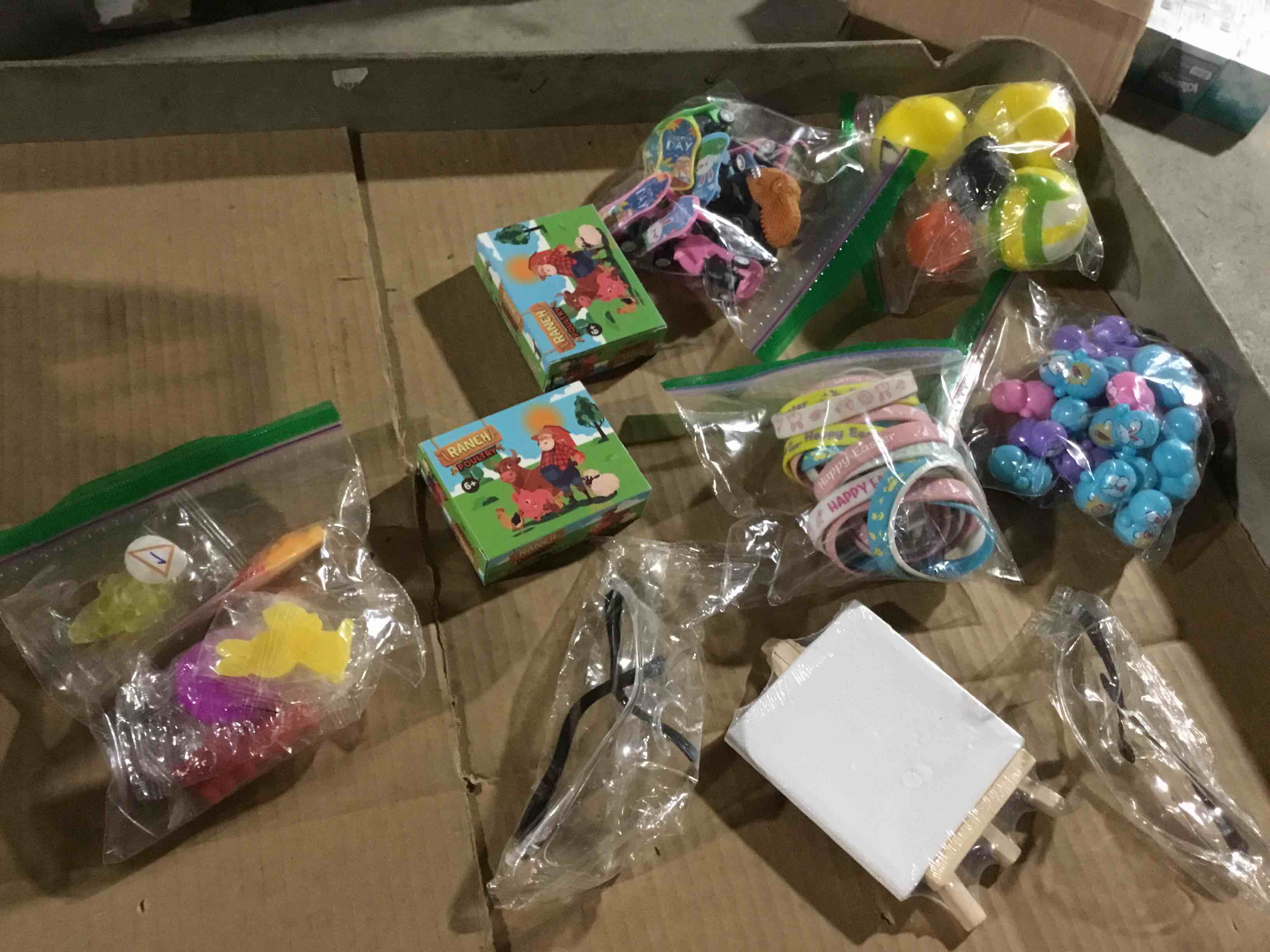 Assorted of the toys different style and size