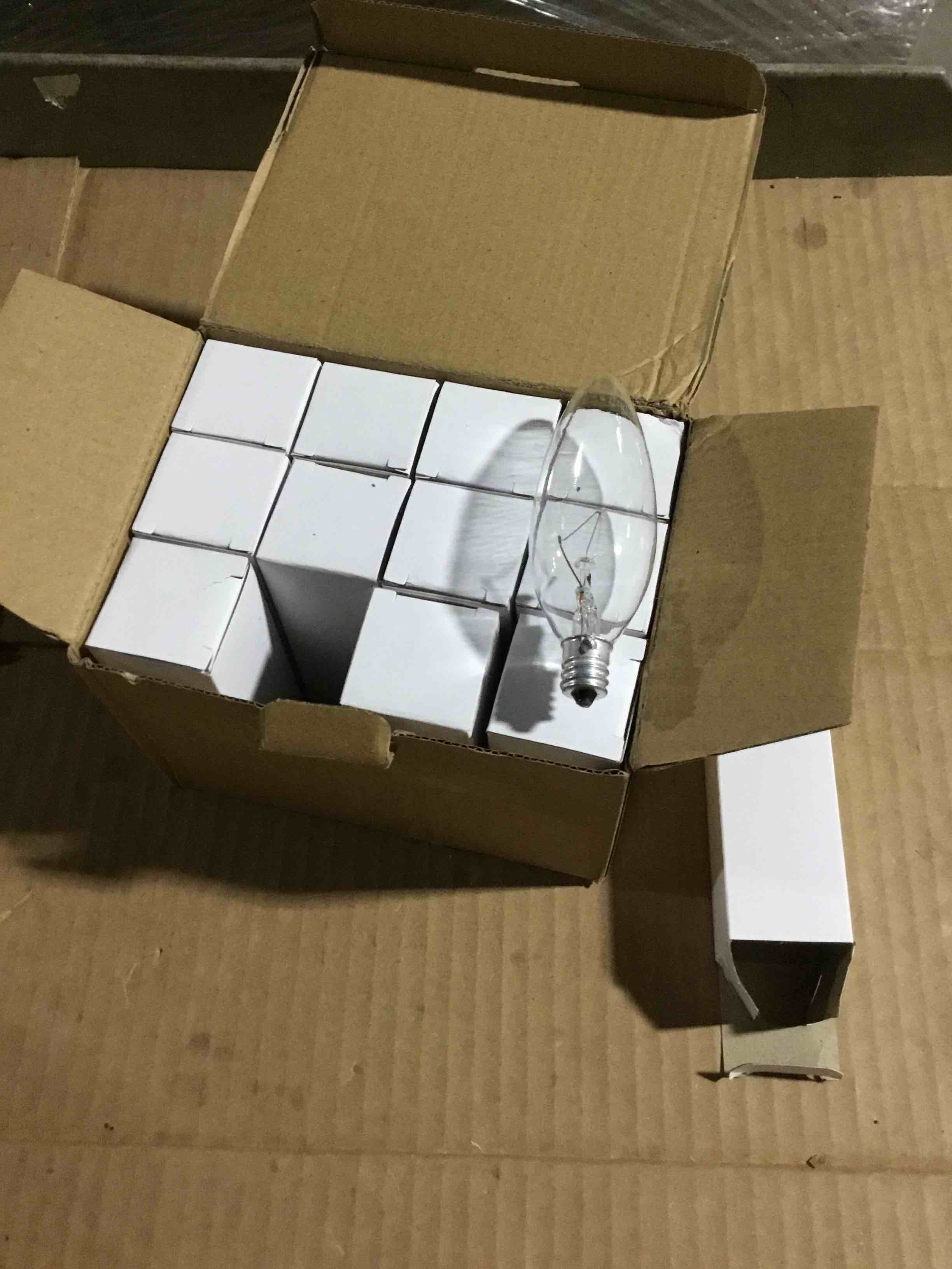Condition photo showing Good Condition for 12- Pack E12 Candle Light Bulbs,40W Candelabra Light Bulbs, B10 Clear Candle Base Bulb with Warm White 2700K, 380 Lumen Dimmable, for Pendants or Outdoor, Ceiling Fan, Fireplace, Wal