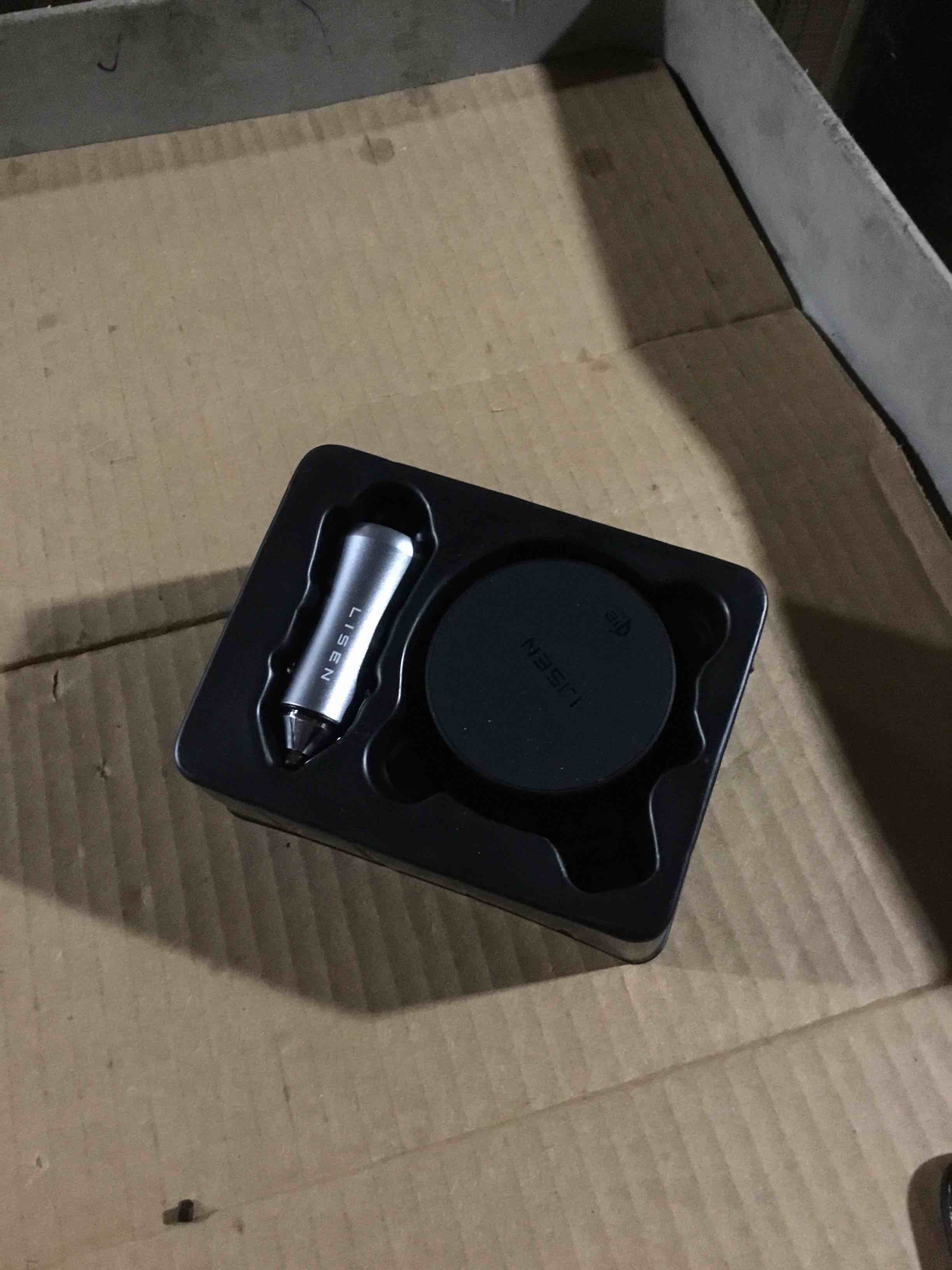 Condition photo showing Good Condition for LISEN Qi2.2 25W Magsafe Car Mount Charger, [2026 Upgraded] Fast Wireless Car Charger, Car Phone Holder,Phone Holders for Your Car Accessories Vacuum Magnetic Phone Charger for iPhone 17 Pro Max 16-12 217178