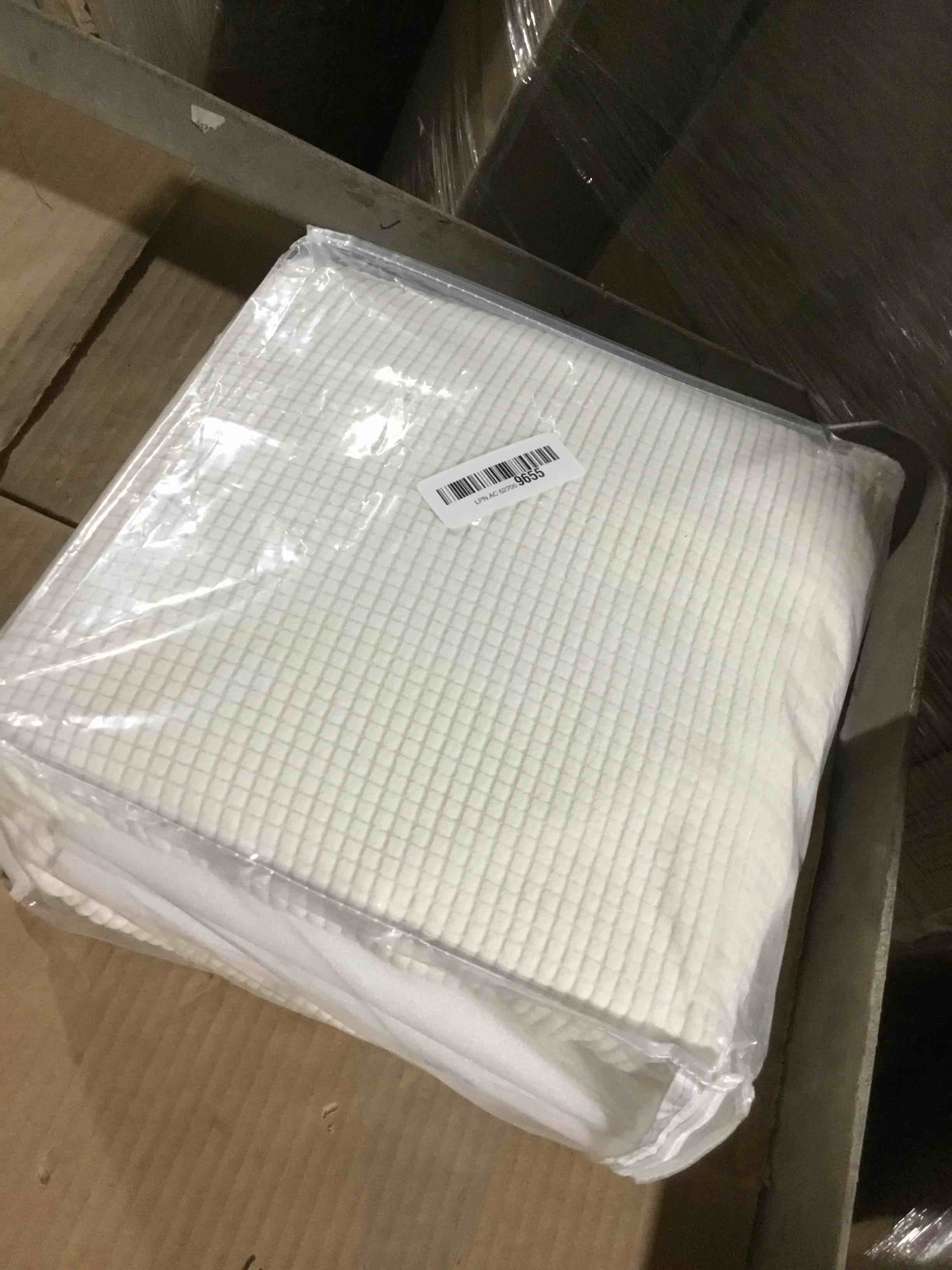 Condition photo showing Good Condition for Easy-Going Stretch Oversized Loveseat Slipcover 1-Piece Sofa Cover Furniture Protector Couch Soft with Elastic Bottom for Kids Polyester Spandex Jacquard Fabric Small Checks Cream