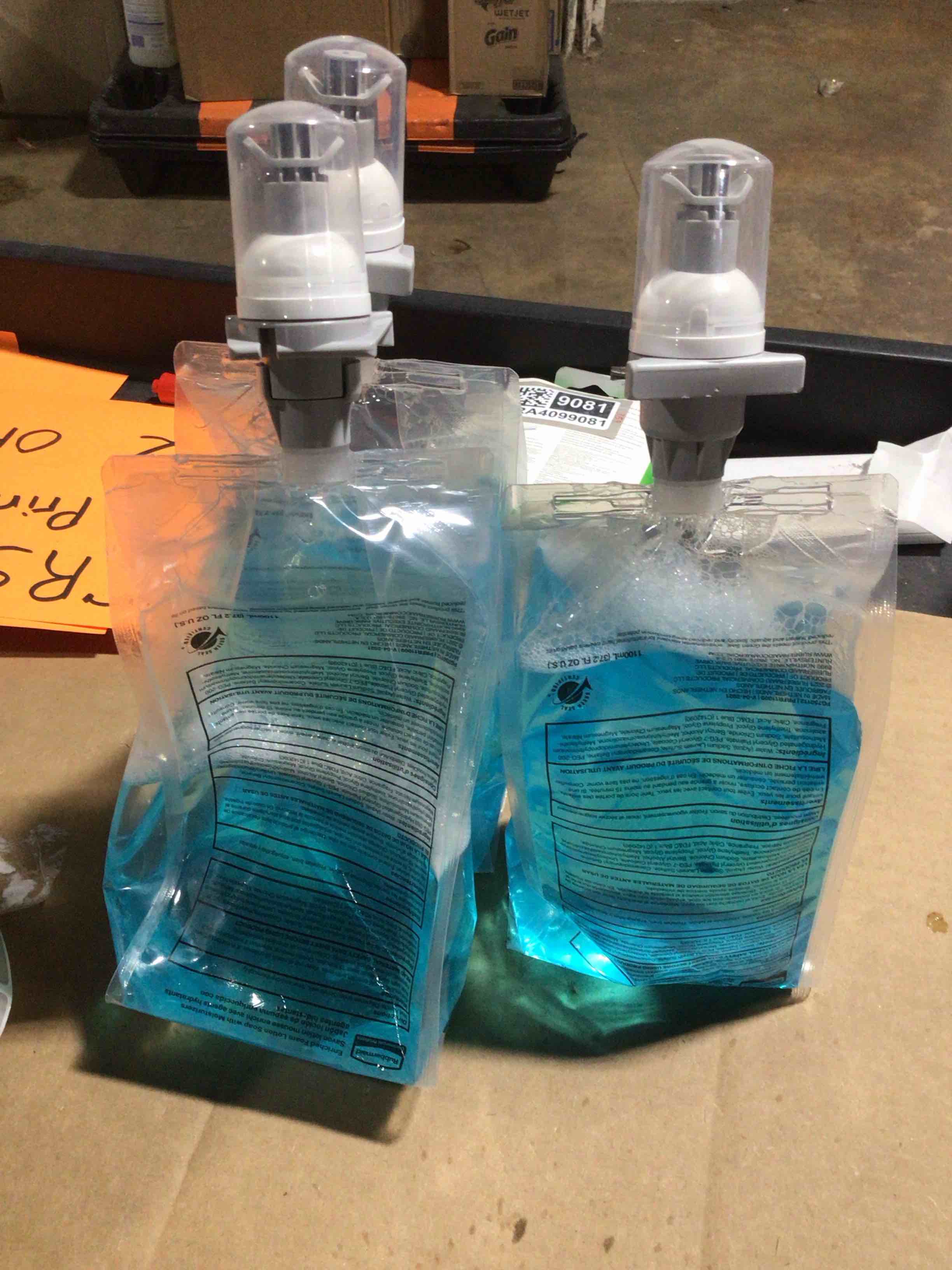 Condition photo showing Good Condition for Pack of 3 Rubbermaid Commercial Products AutoFoam Moisturizing Hand Soap Refill, 1100mL, Green Seal Certified, Light Floral Scent, Compatible with RCP's AutoFoam & AutoFoam LumeCel Dispensers (FG750112)