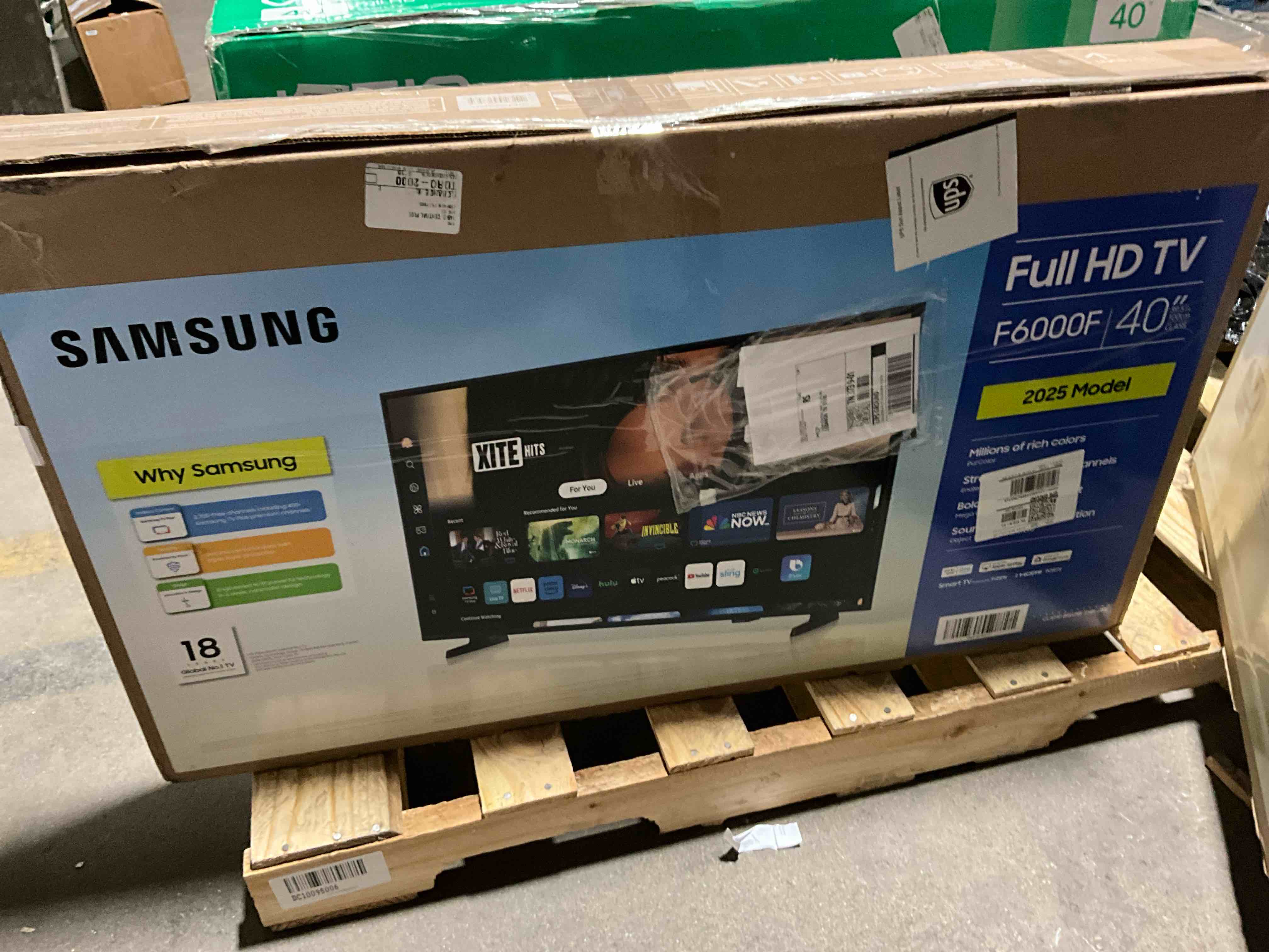 Condition photo showing New/Like New for Samsung 40" FHD 1080p Smart LED TV: Bluetooth & Wi-Fi, HDR10+, Alexa Compatible