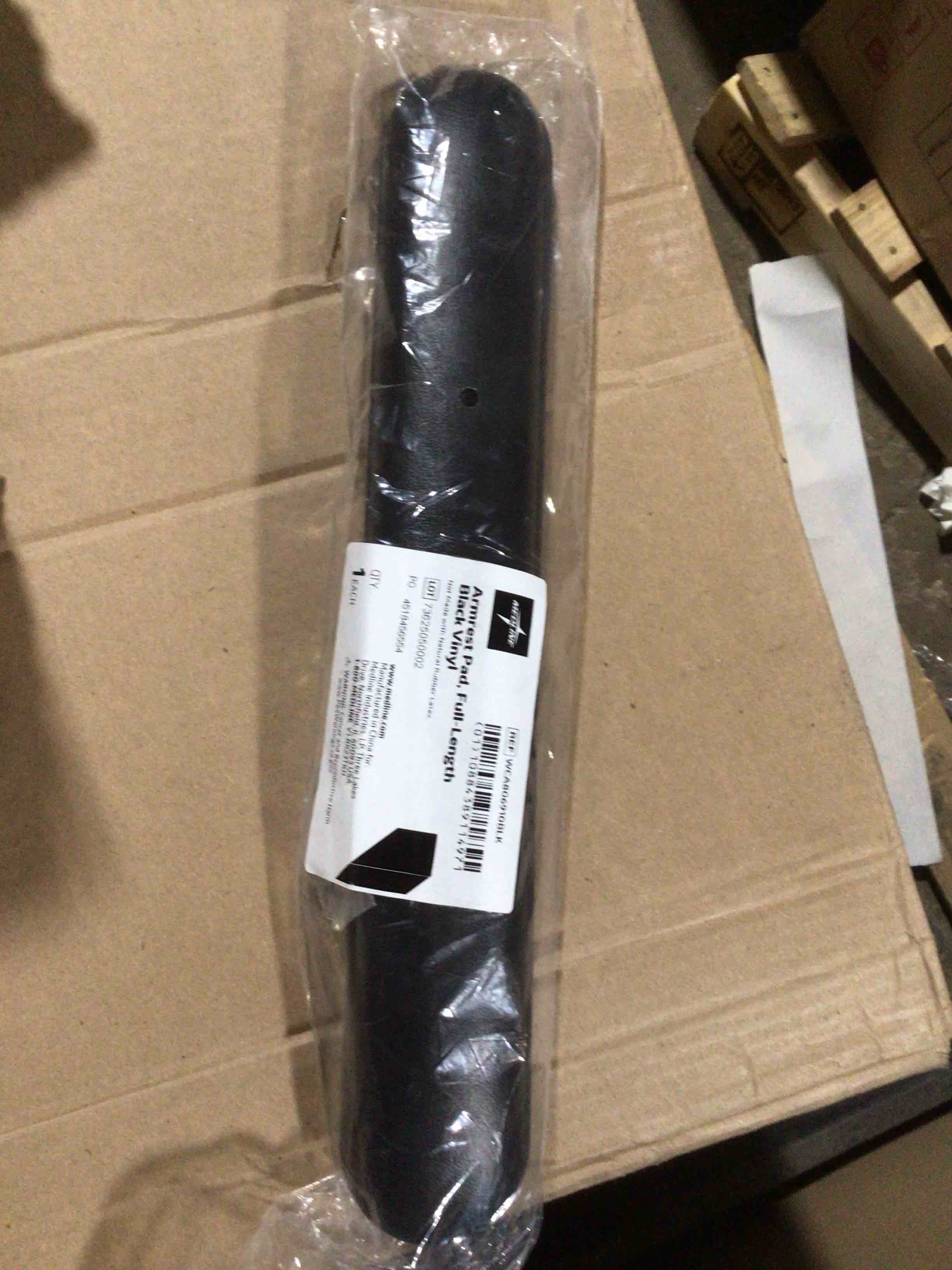 Condition photo showing New/Like New for Armrest Pad Full Length Black Vinyl 