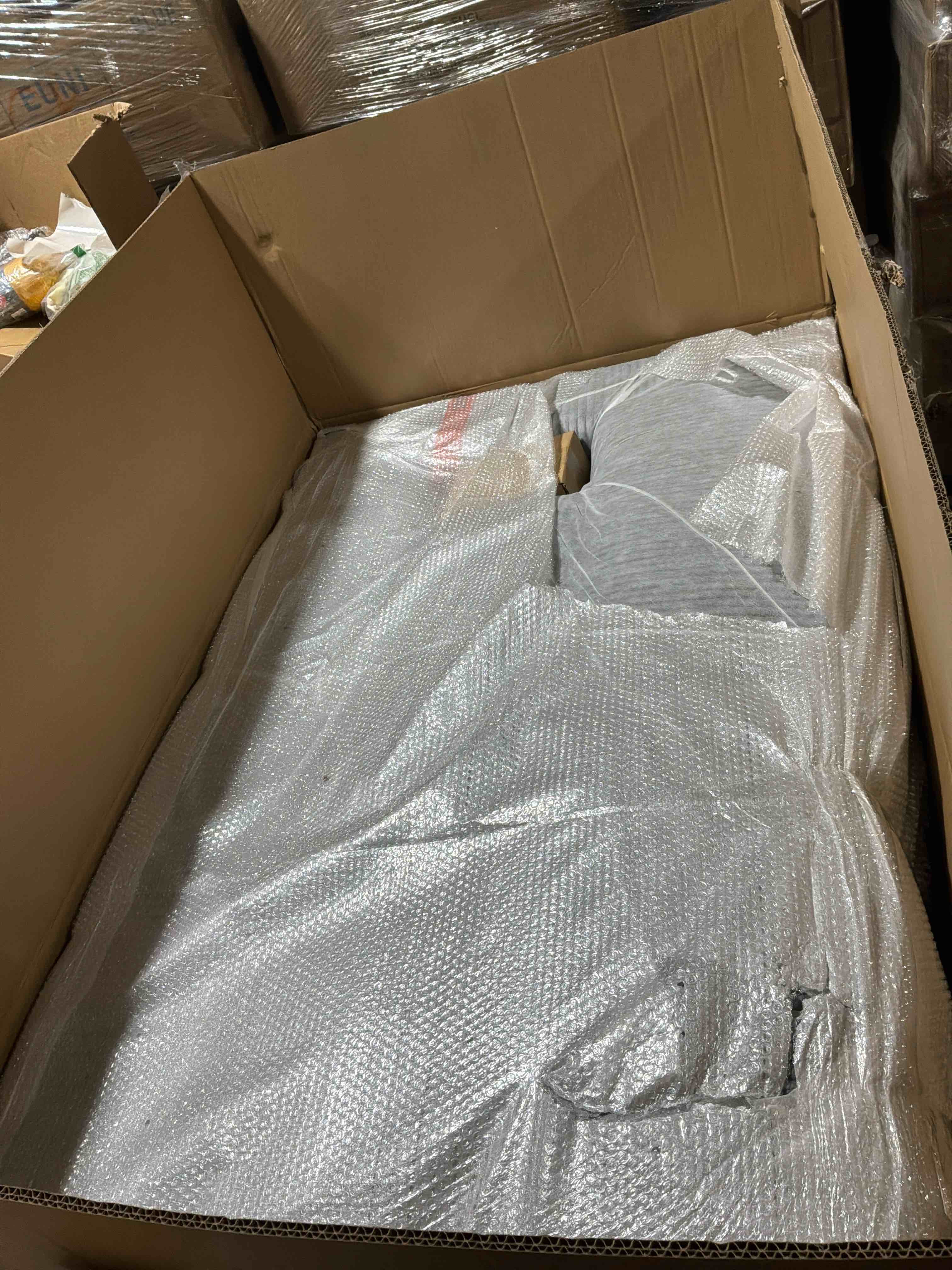 Condition photo showing New/Like New for Asylah Upholstered Sectional 2 pieces 