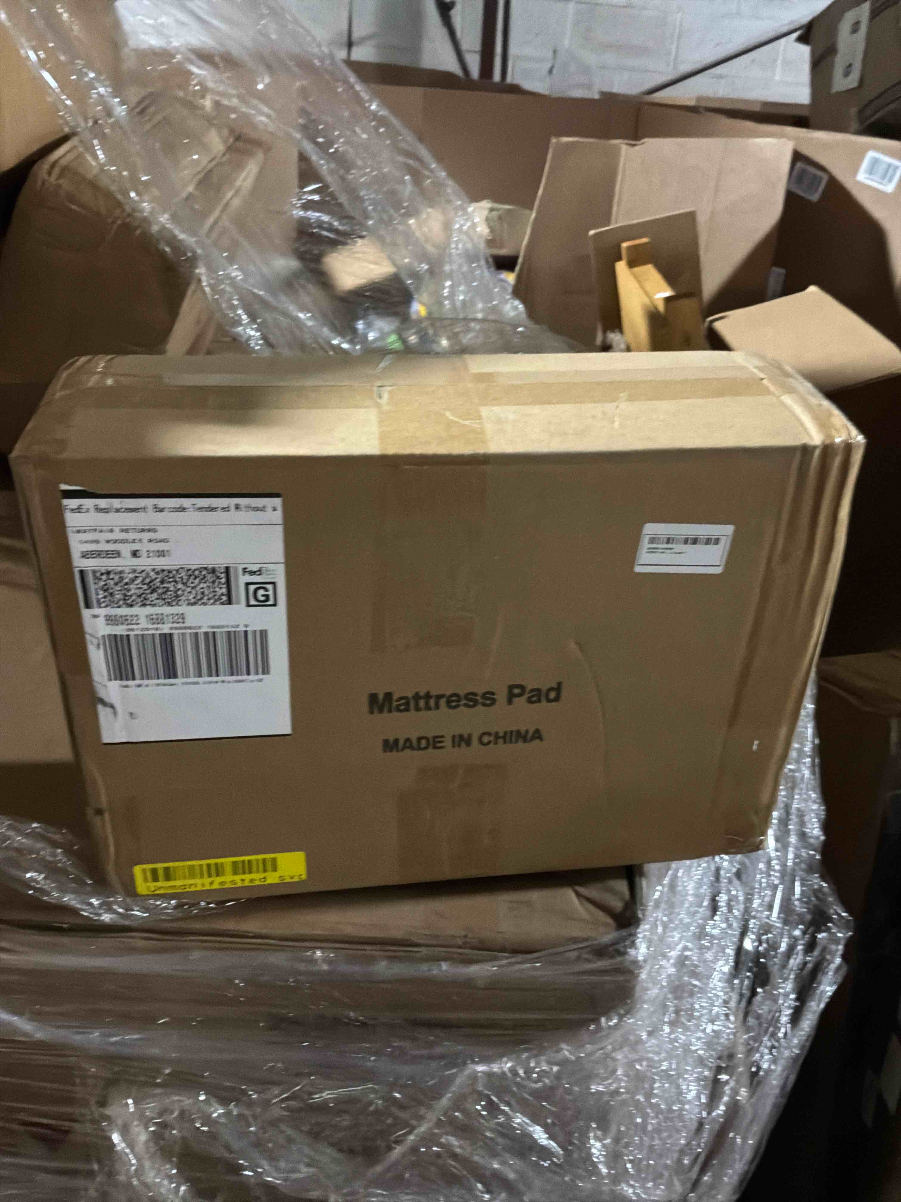 Condition photo showing New/Like New for mattress pad queen