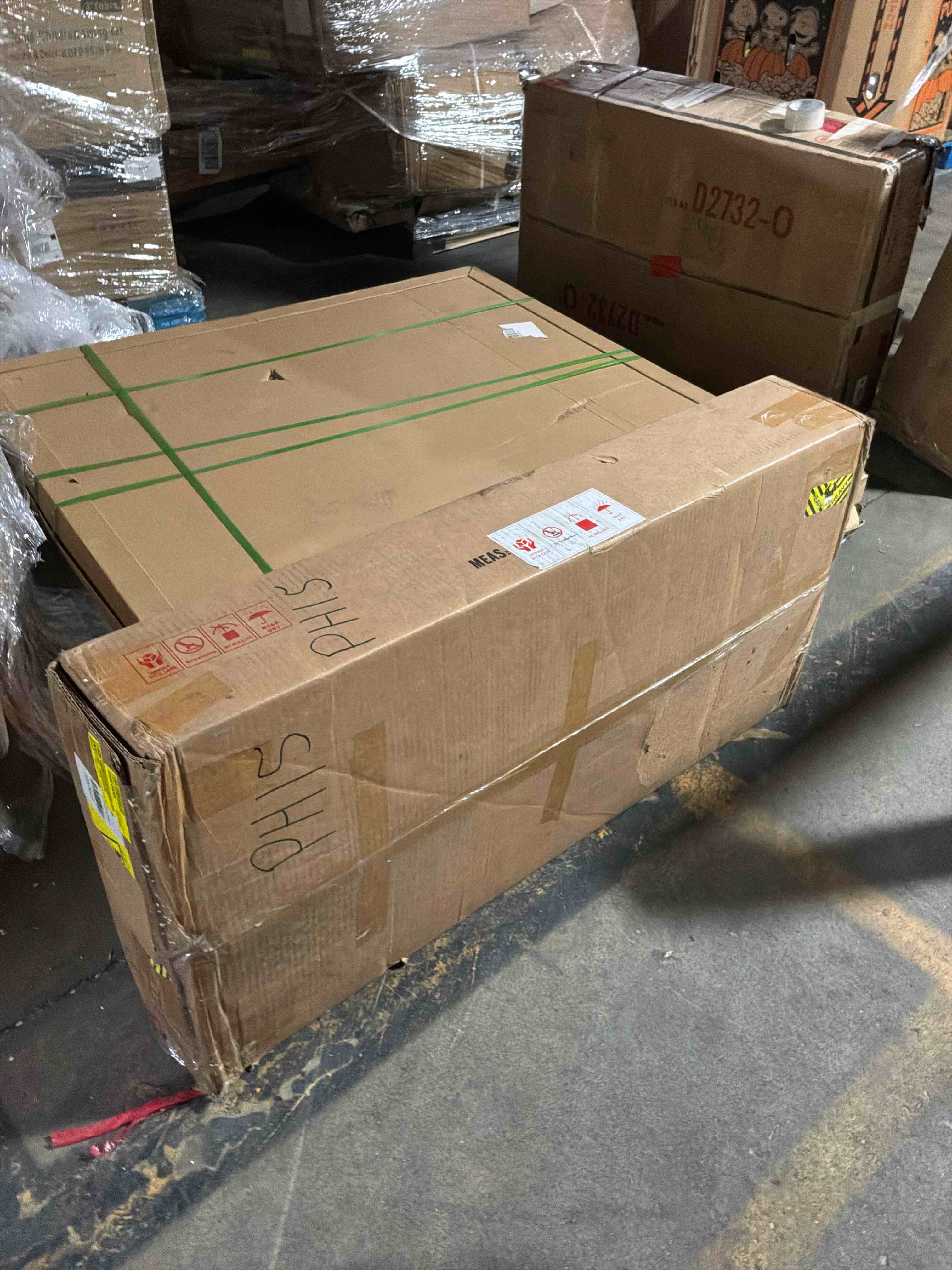 Condition photo showing Good Condition for 47.24 in modern medieval 3 drawer 