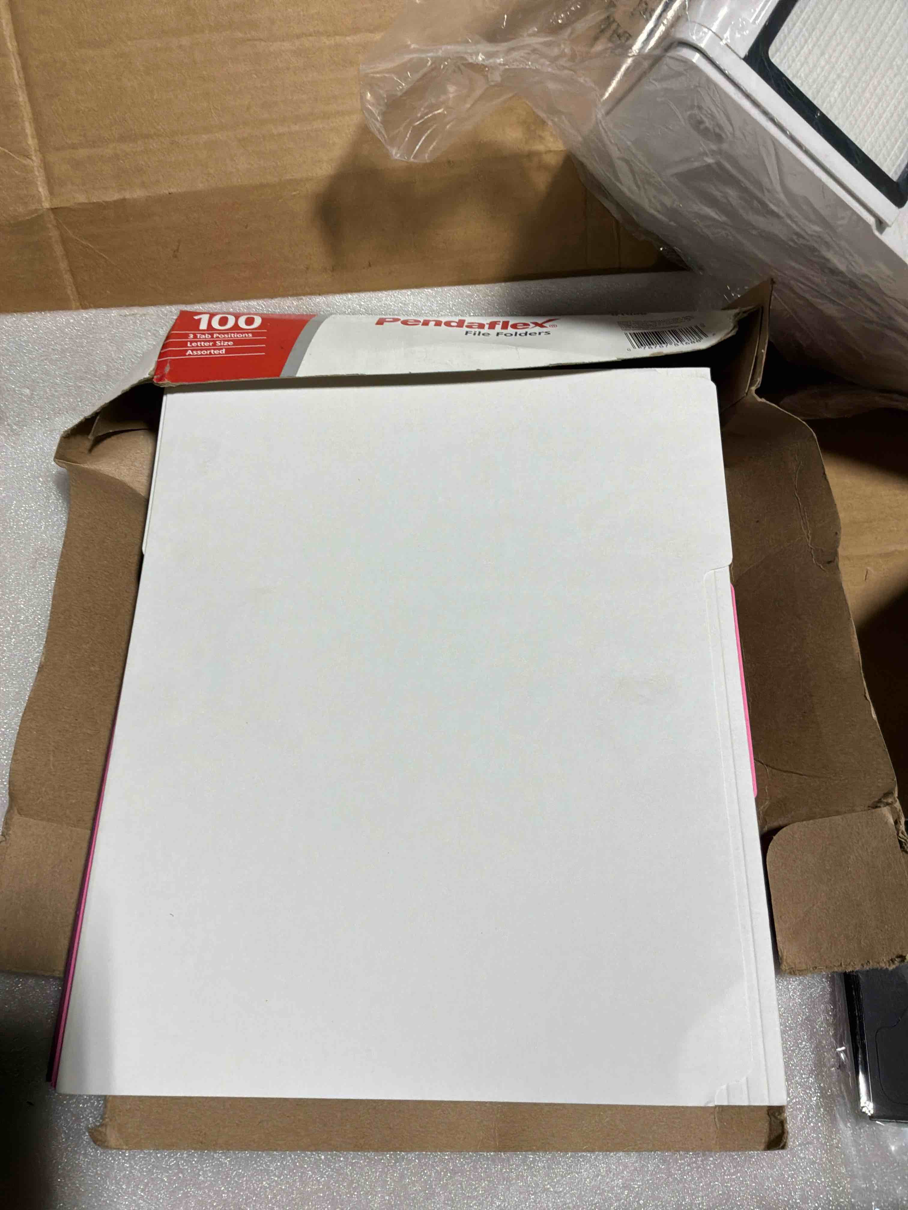 Condition photo showing Good Condition for Pendaflex Two-Tone Color File Folders Letter Size - 100 Pack of 12 Assorted Colors Folders for Documents - 1/3-Cut Tabs