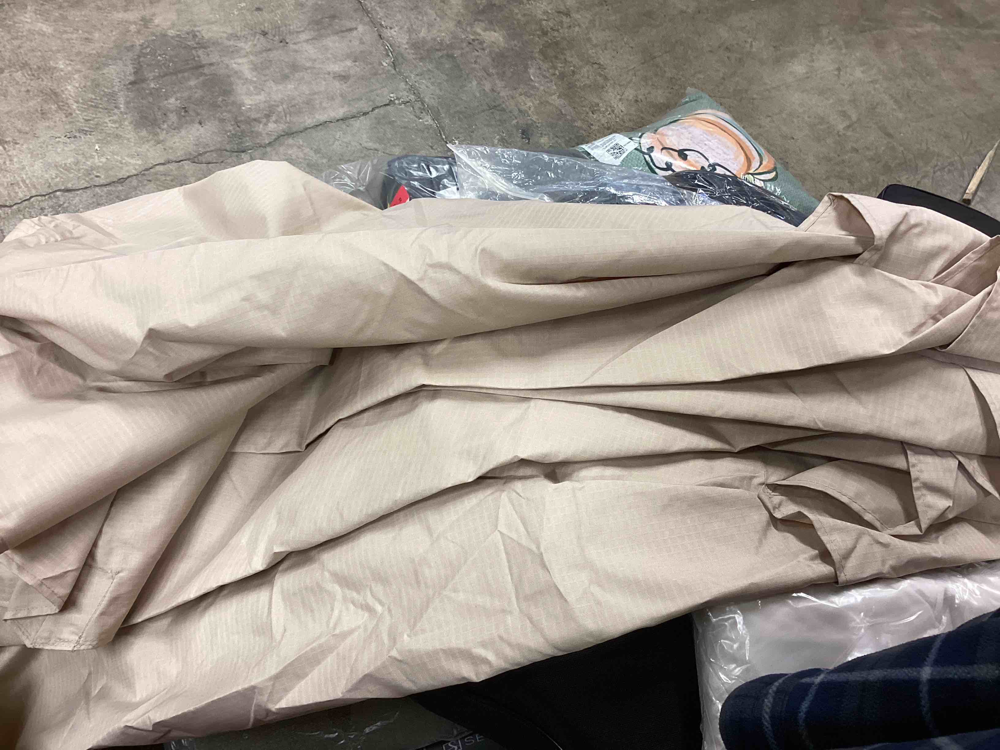 Condition photo showing Good Condition for winnsboro replacement canopy by arlmont & co.