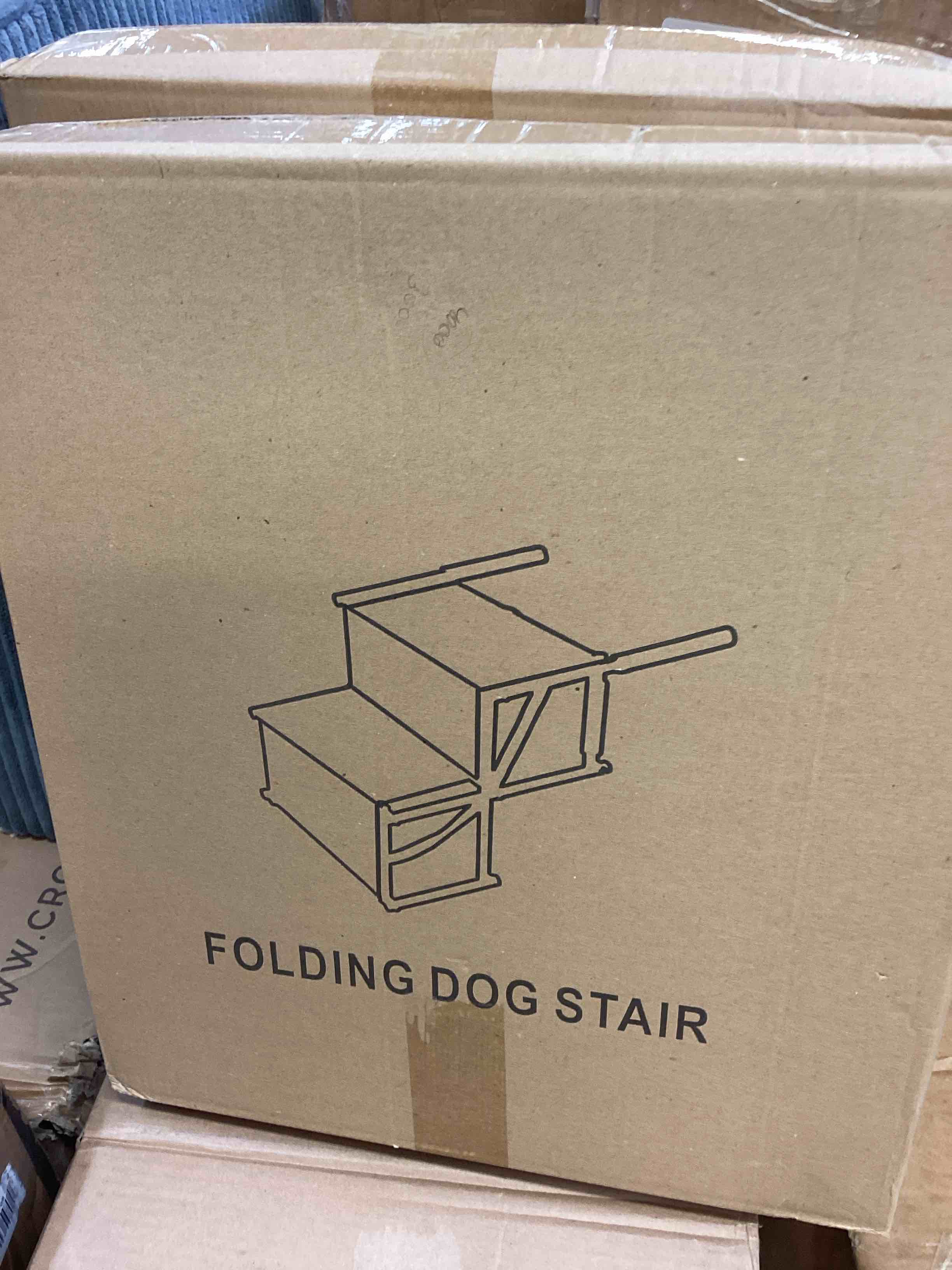 Condition photo showing New/Like New for folding dog stair green