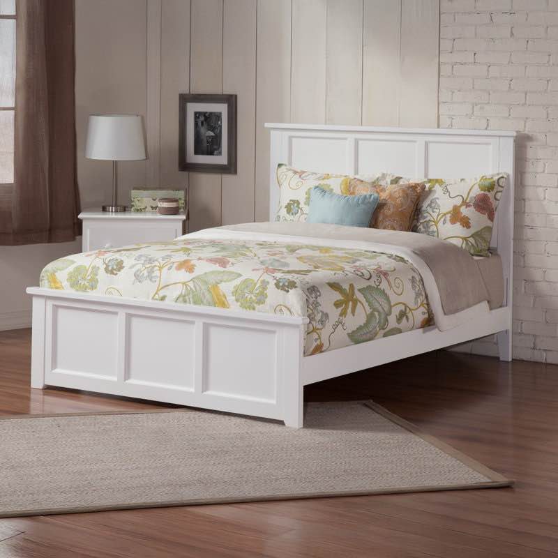 amear solid wood foundation bed with matching footboard, full (incomplete headboard and footboard only)