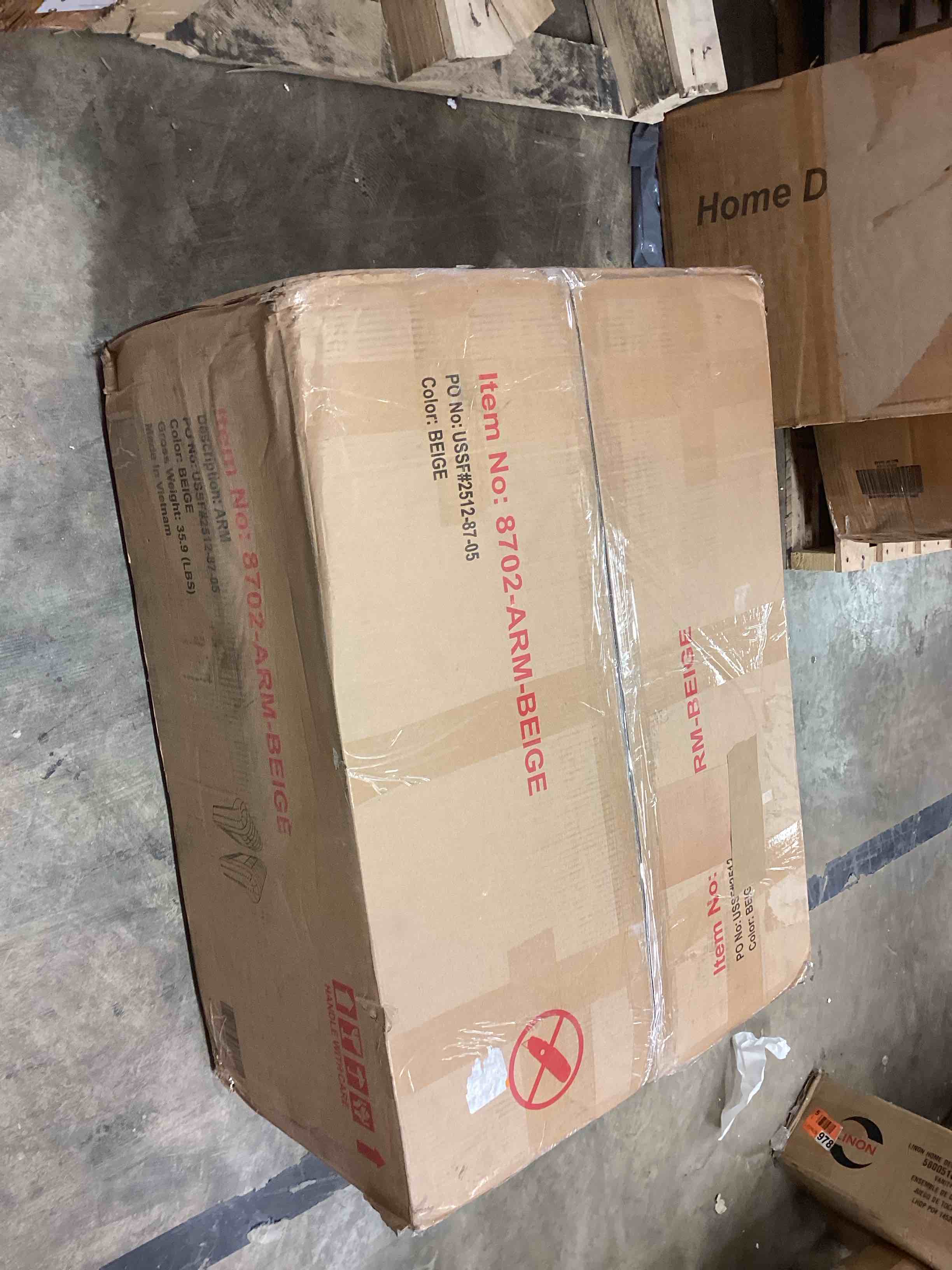https://s3.amazonaws.com/lotting-images-prod/bidfta/GRA4114995_1776371794929.jpeg