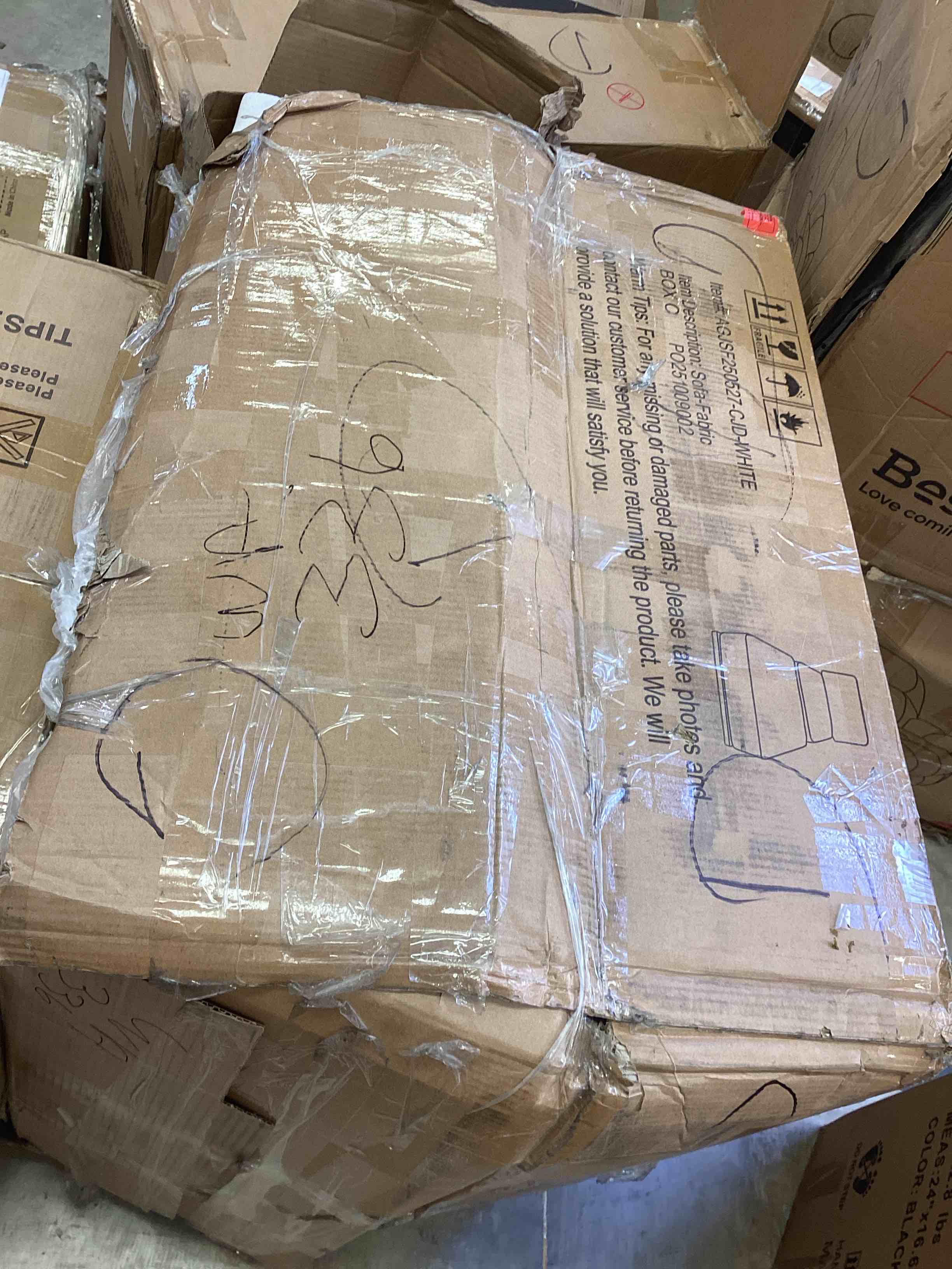 Condition photo showing As Is for 7-seat modular chaise corner sectional sofa (incomplete only chaise)