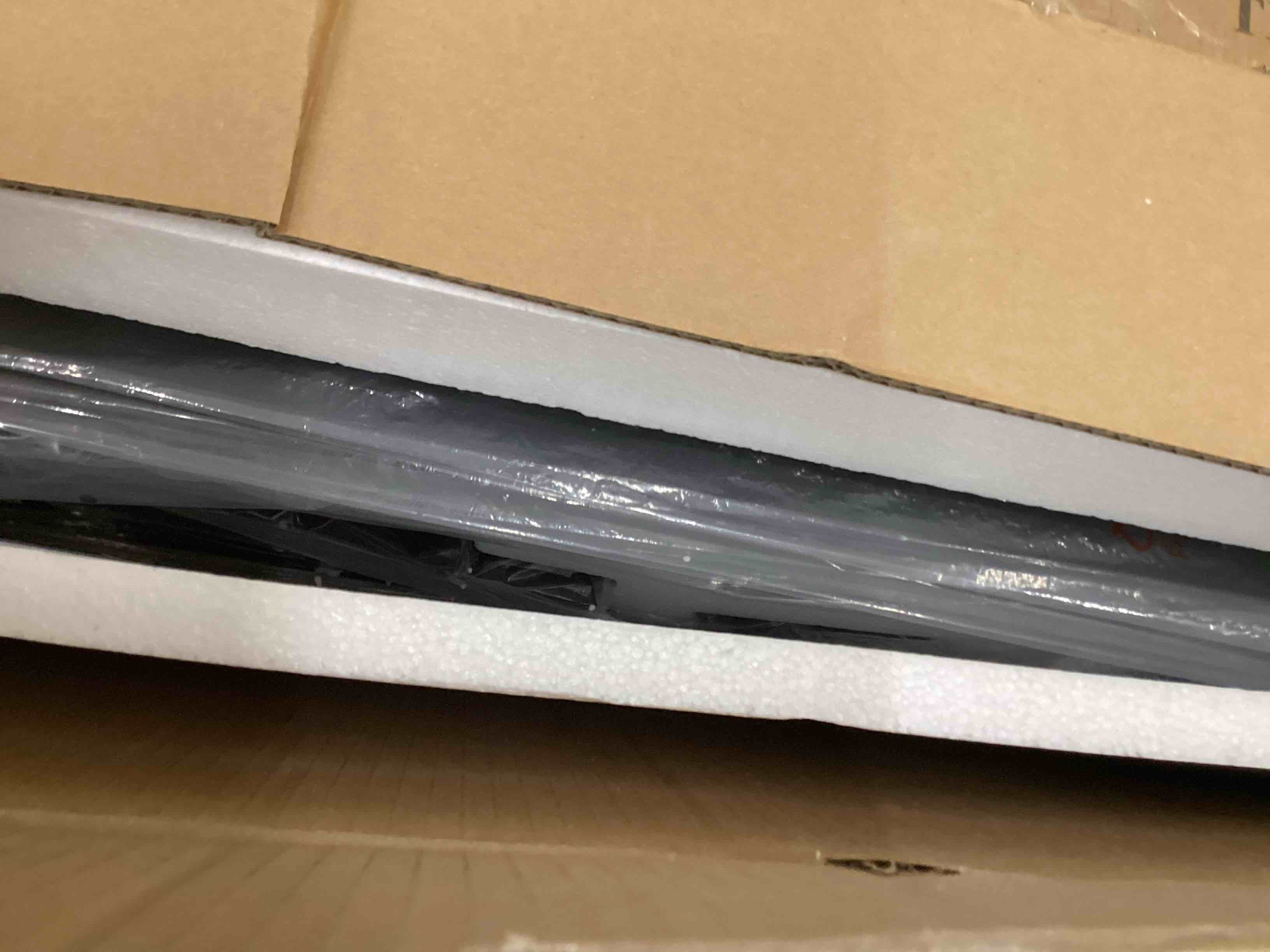 Condition photo showing New/Like New for handrails for outdoor steps