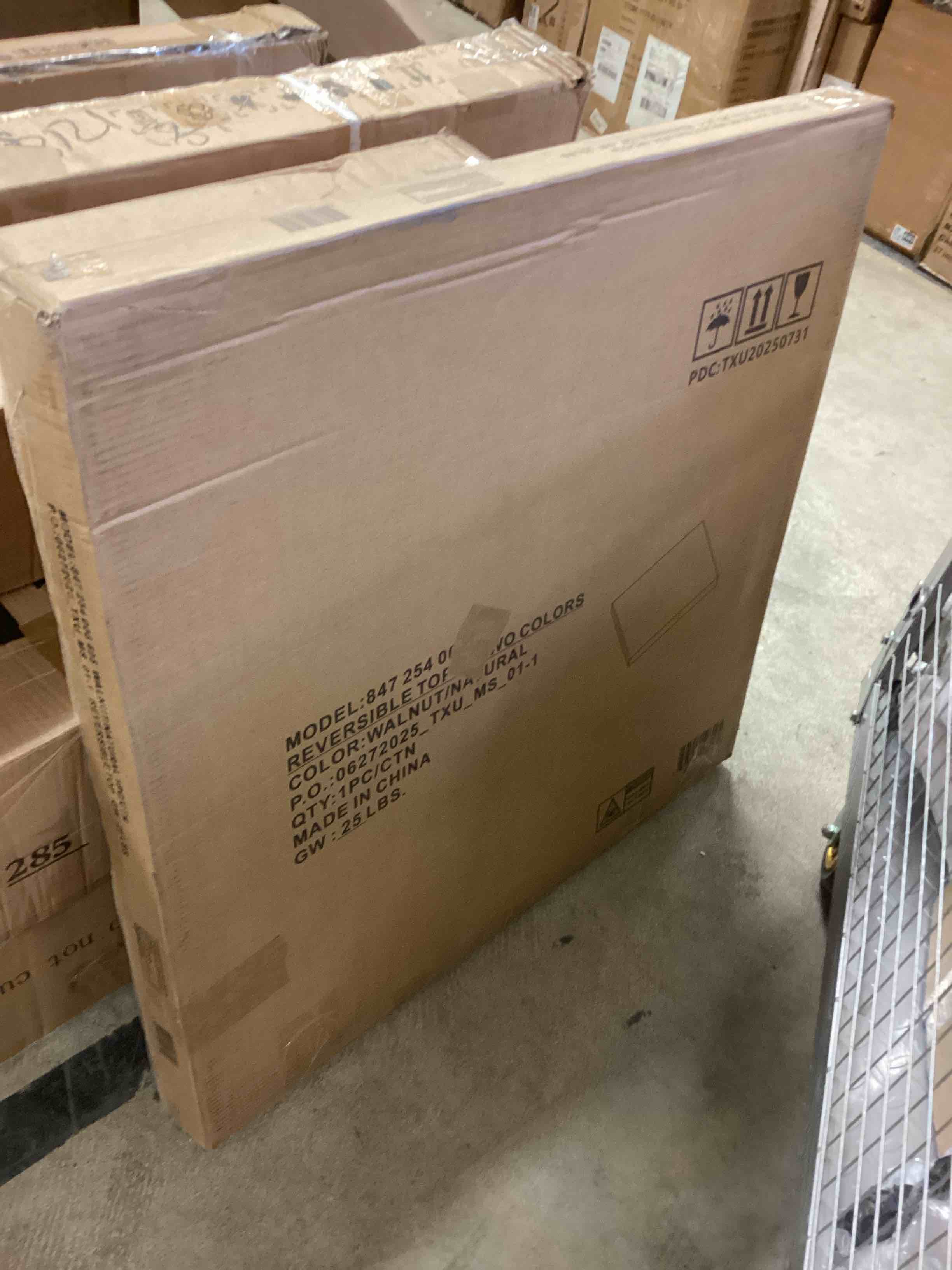 Condition photo showing New/Like New for flash furniture glenbrook 30'' square table top with natural or walnut reversible laminate top