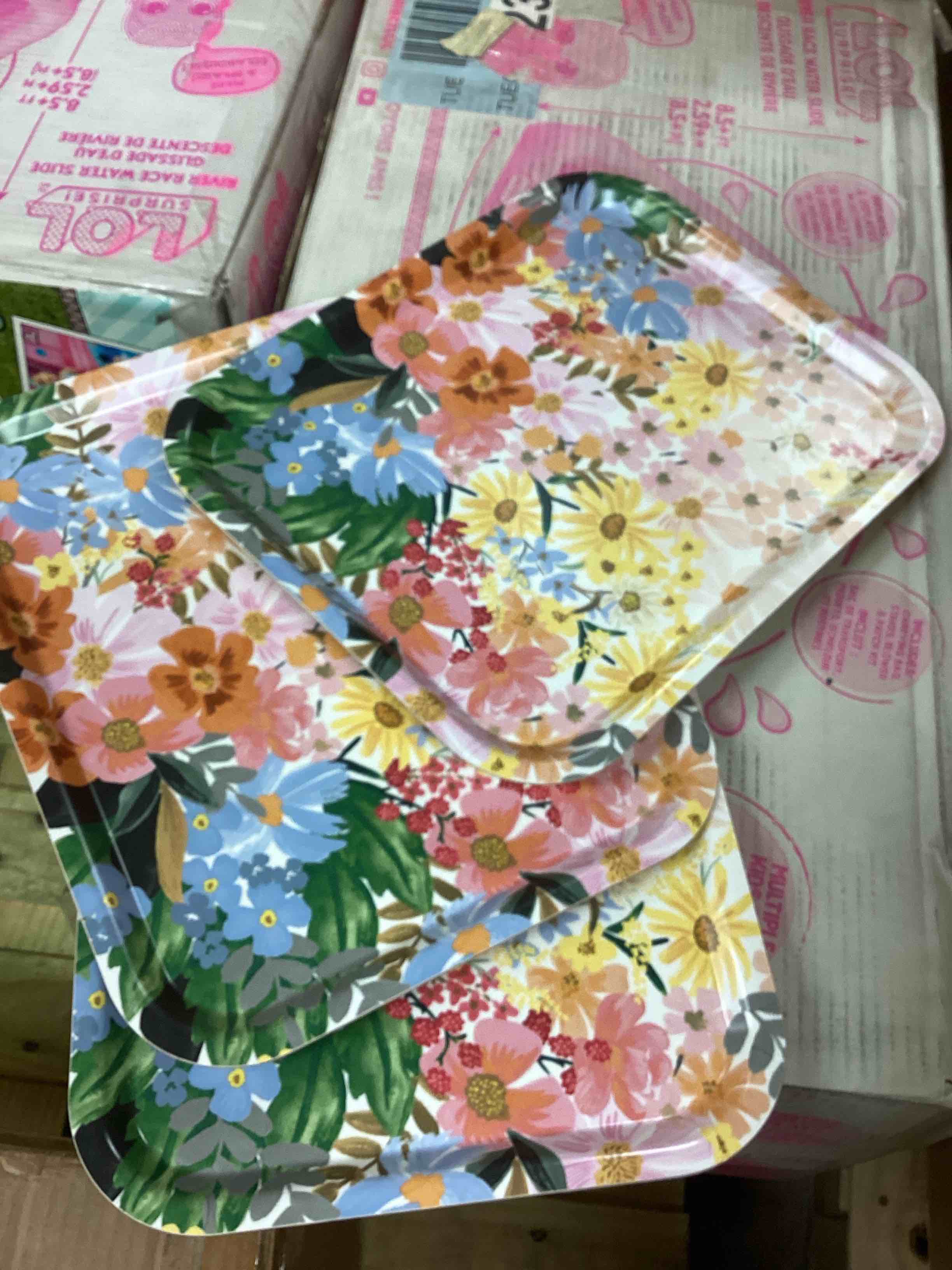 Condition photo showing New/Like New for rifle paper co. marguerite medium rectangle serving tray, bent ply tray, laminated paper and birch wood, (food and dishwasher safe, 14" l x 11" w), hostess, gift for mom, party, entertaining