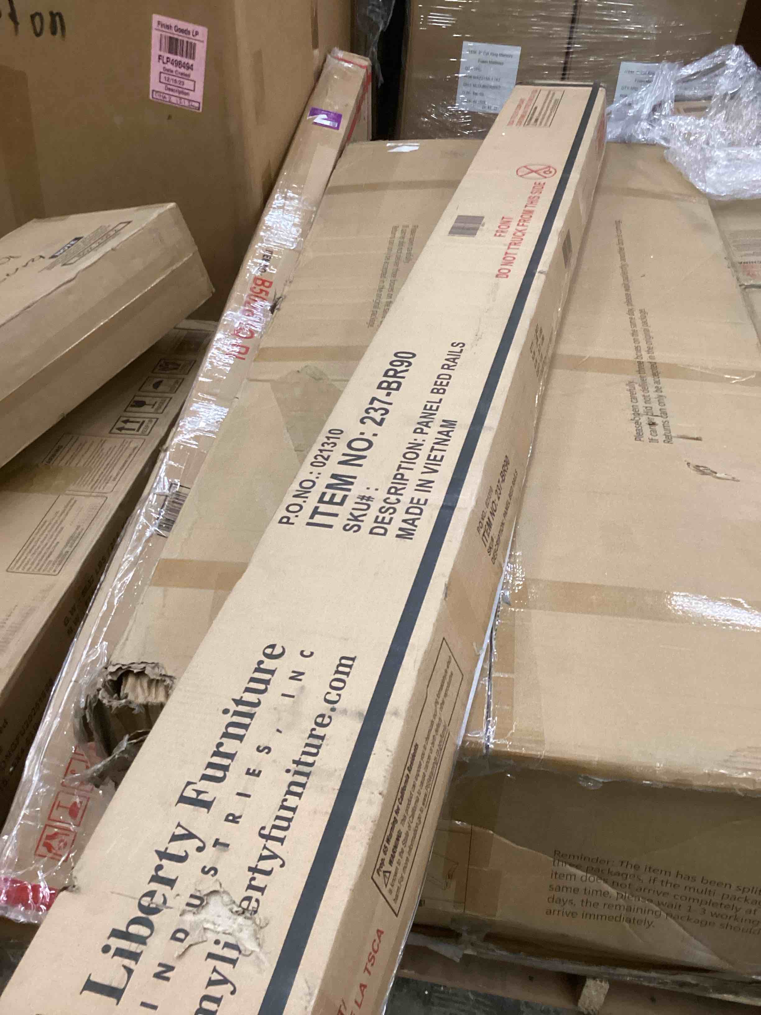 https://s3.amazonaws.com/lotting-images-prod/bidfta/GRA4115479_1777650112470.jpeg