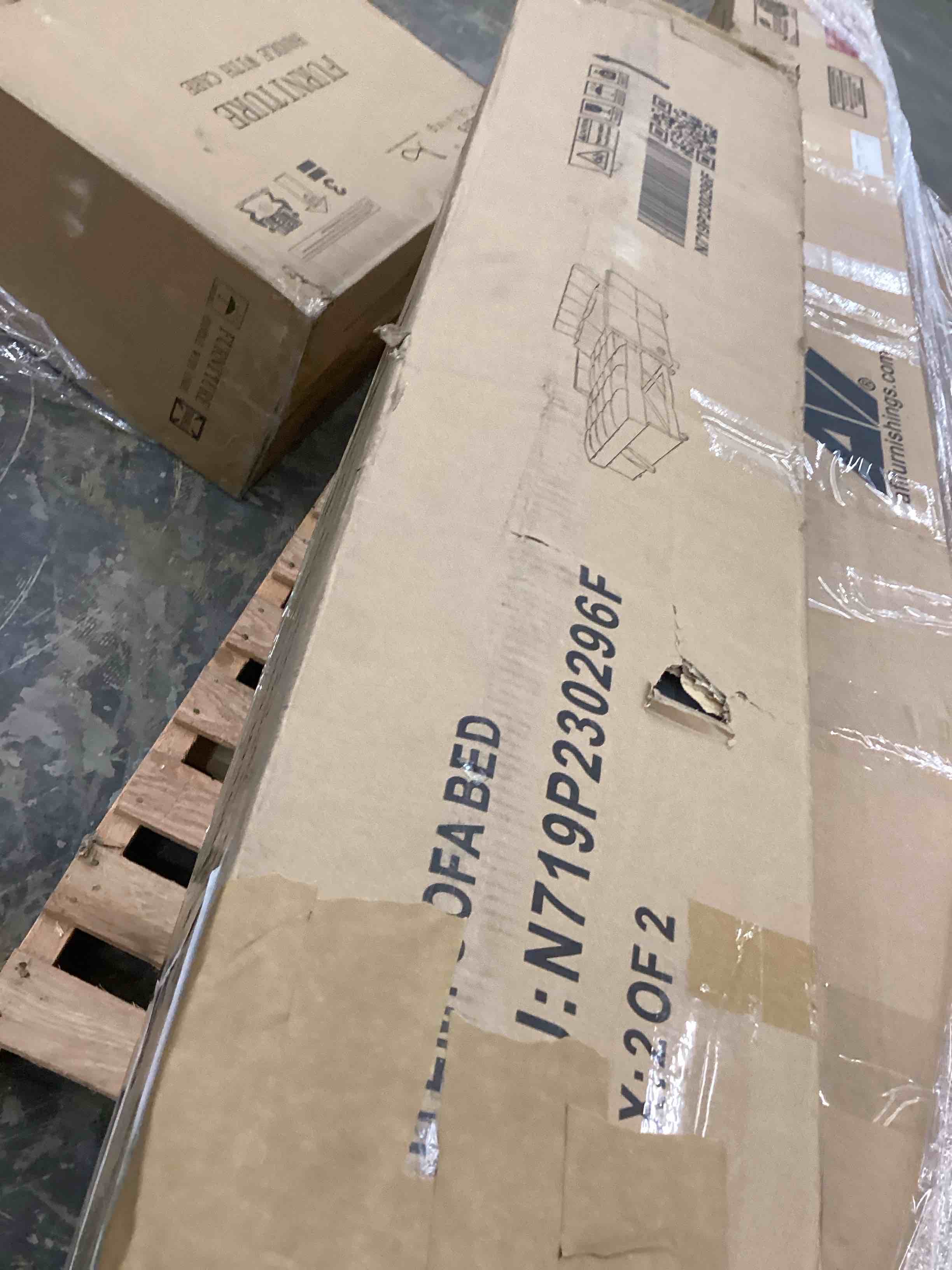 https://s3.amazonaws.com/lotting-images-prod/bidfta/GRA4115536_1777920006234.jpeg