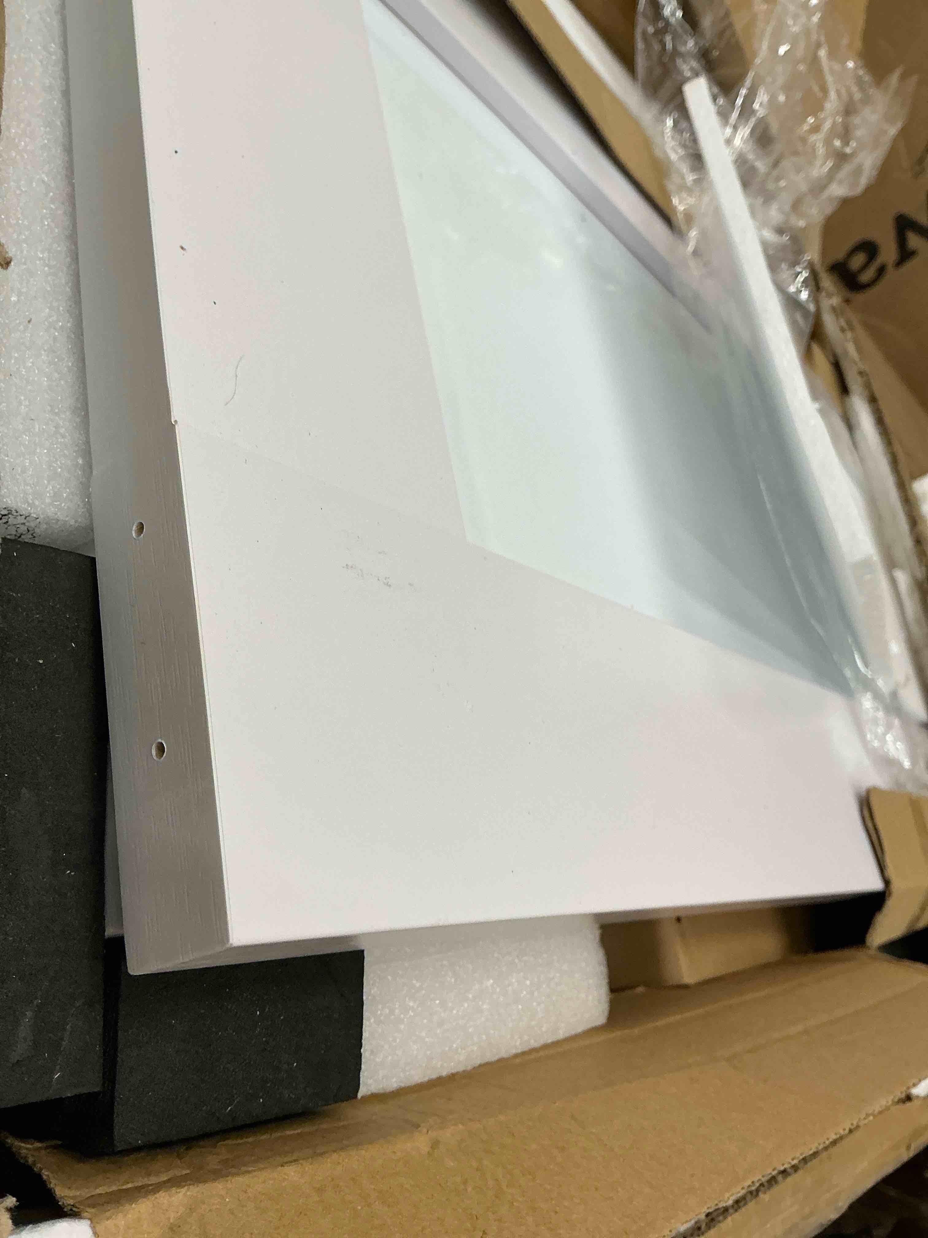 https://s3.amazonaws.com/lotting-images-prod/bidfta/GRA4115576_1777661936111.jpeg