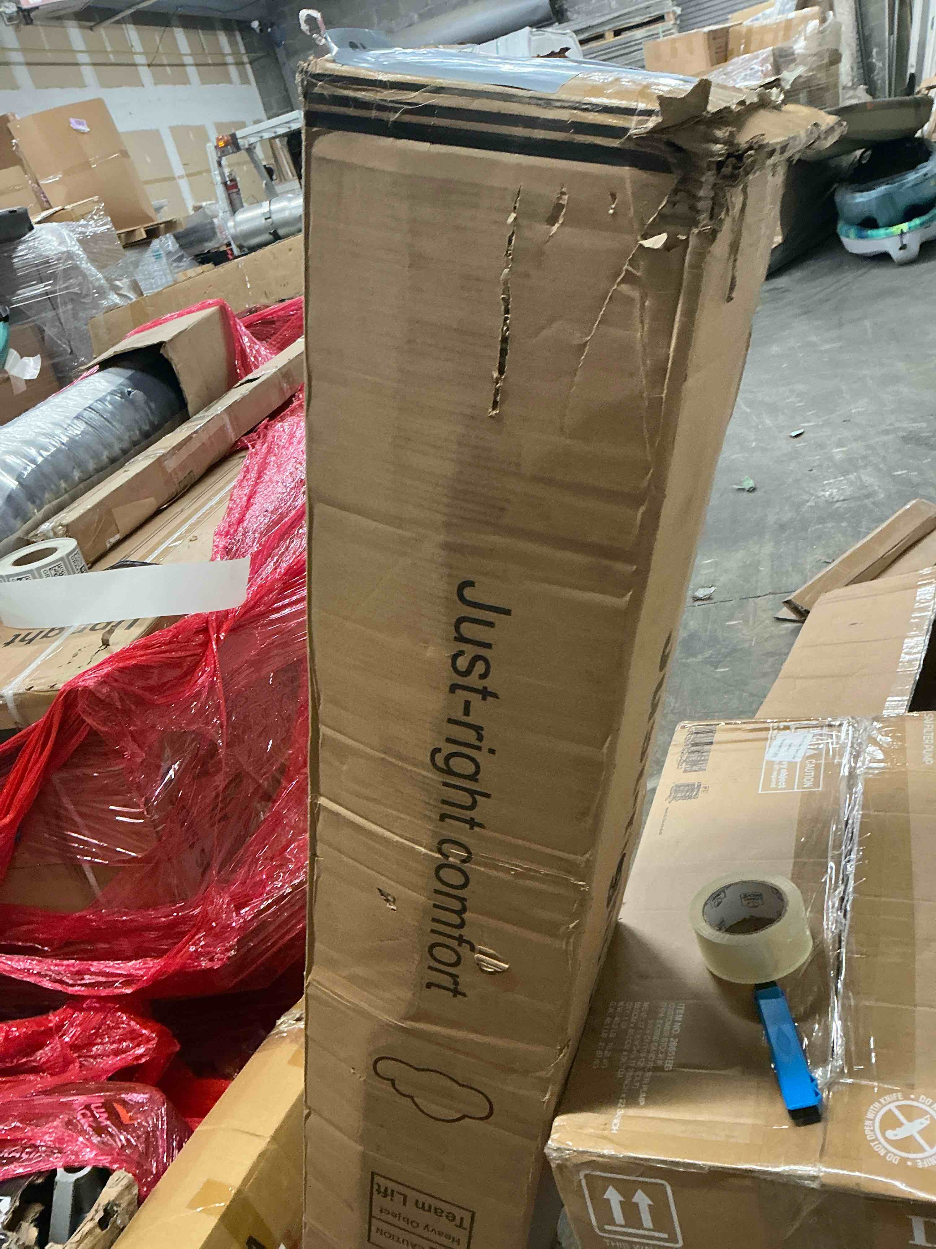 https://s3.amazonaws.com/lotting-images-prod/bidfta/GRA4115622_1777991420668.jpeg