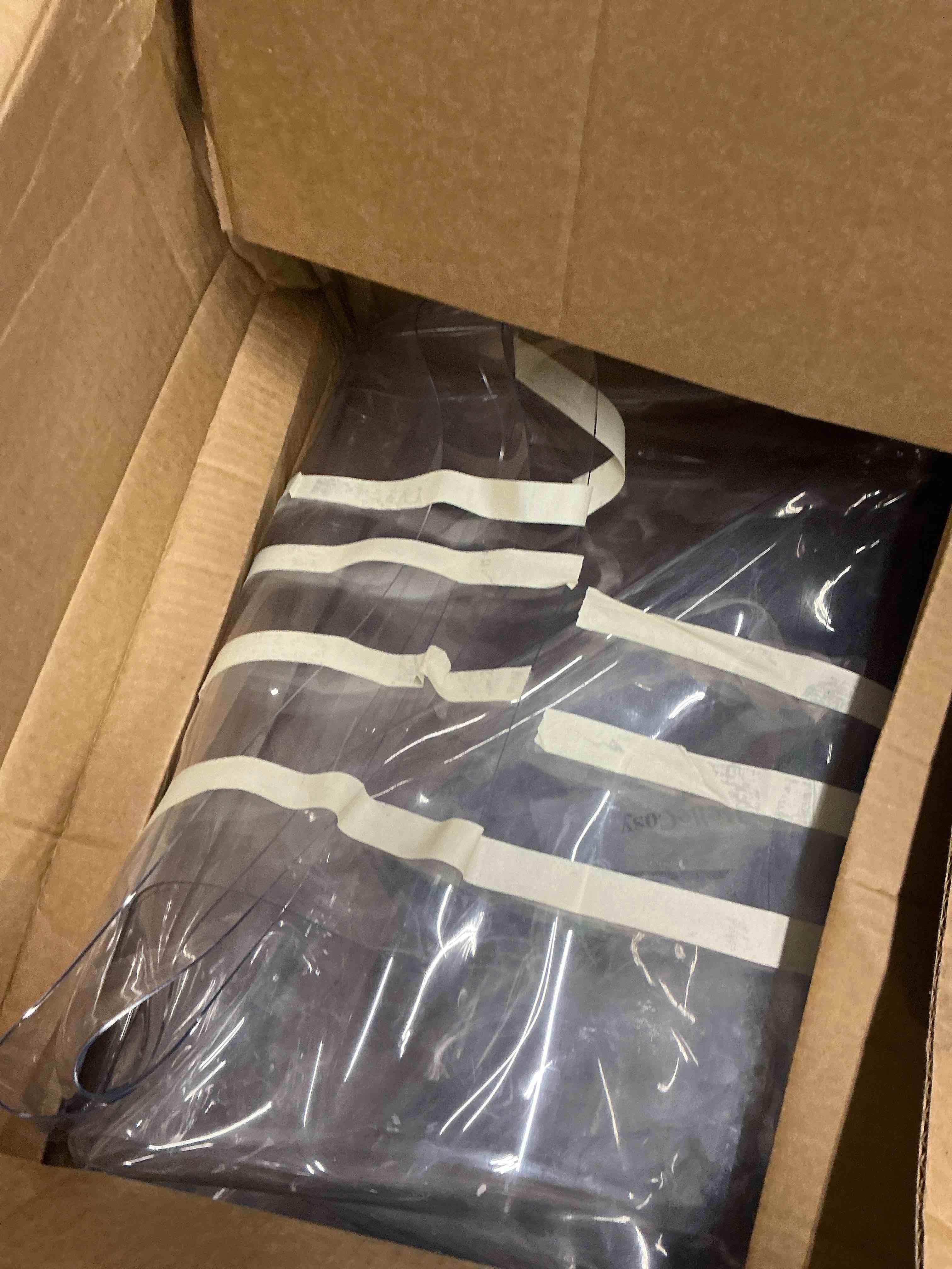https://s3.amazonaws.com/lotting-images-prod/bidfta/GRA4115625_1777992315272.jpeg