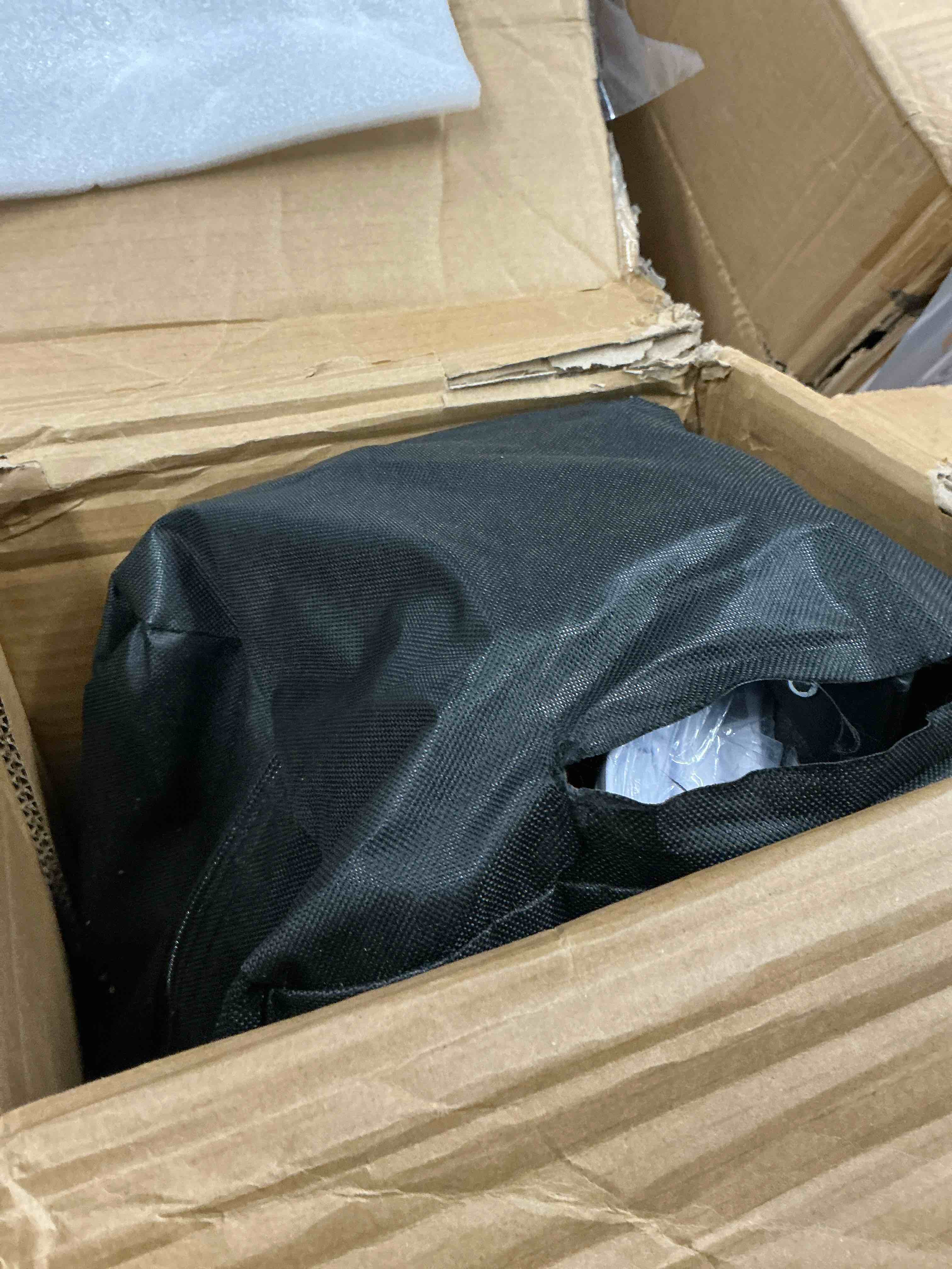 https://s3.amazonaws.com/lotting-images-prod/bidfta/GRA4115632_1777994750216.jpeg