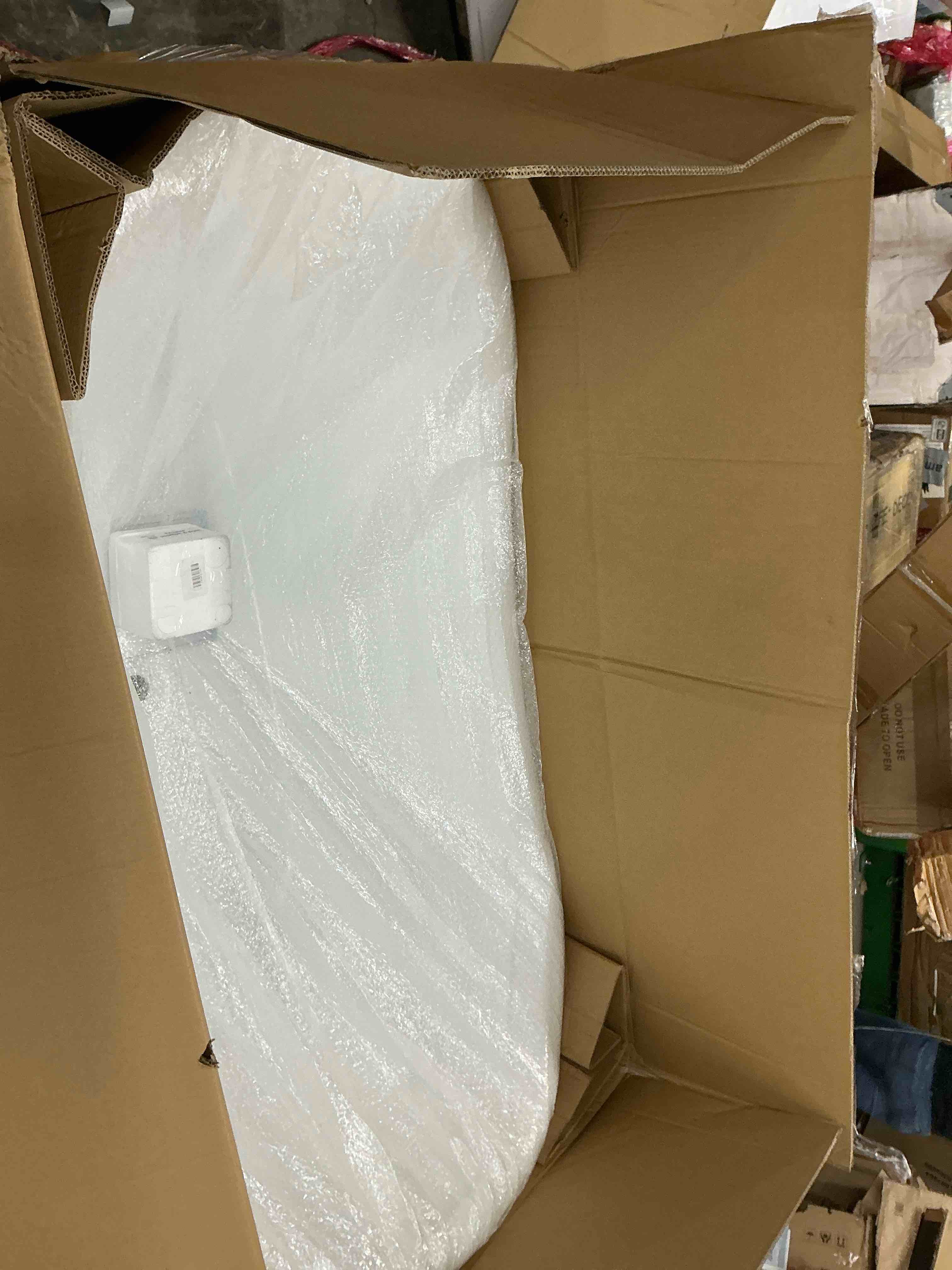 https://s3.amazonaws.com/lotting-images-prod/bidfta/GRA4115655_1778002586654.jpeg