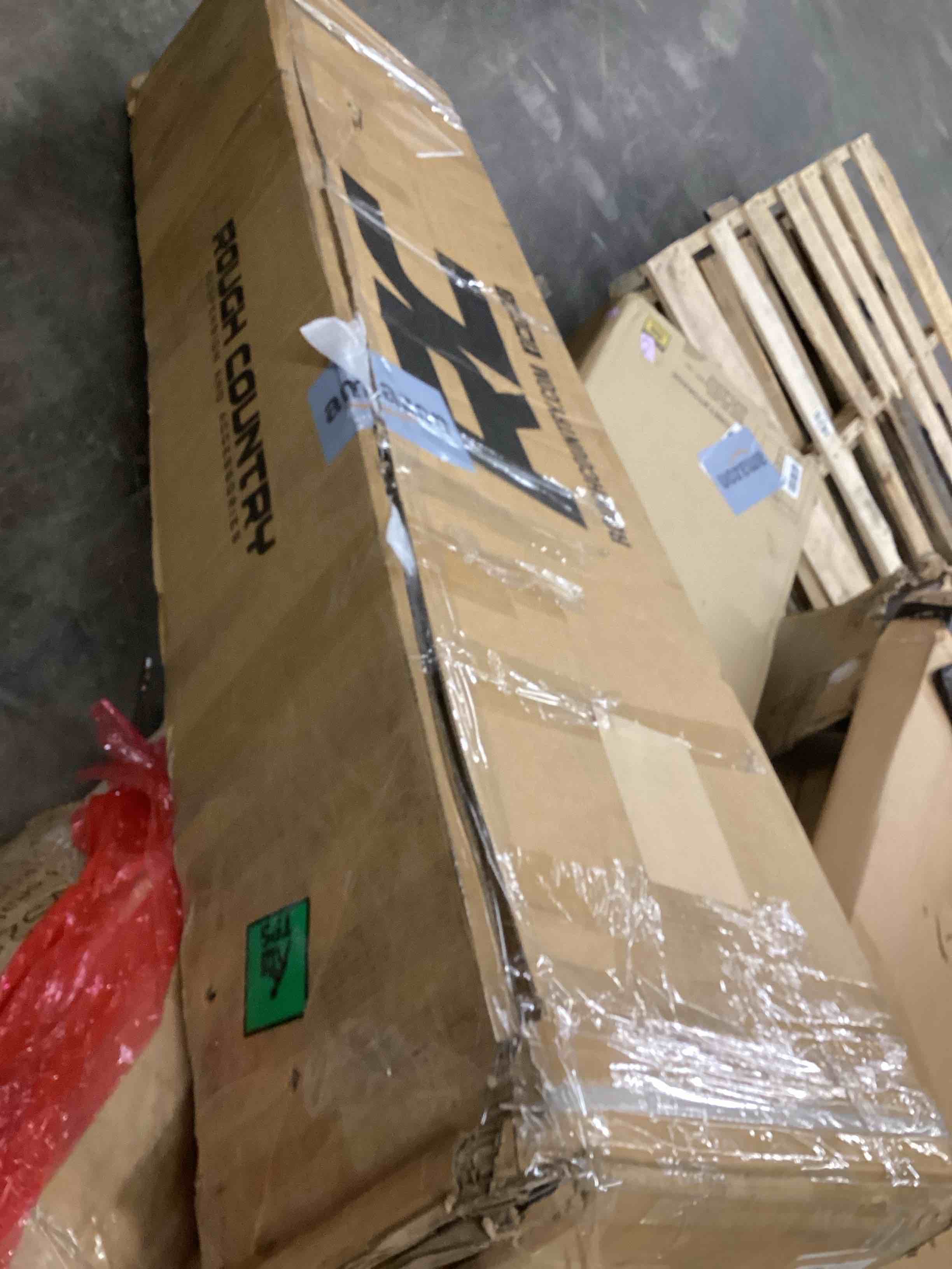 https://s3.amazonaws.com/lotting-images-prod/bidfta/GRA4115687_1778016123945.jpeg