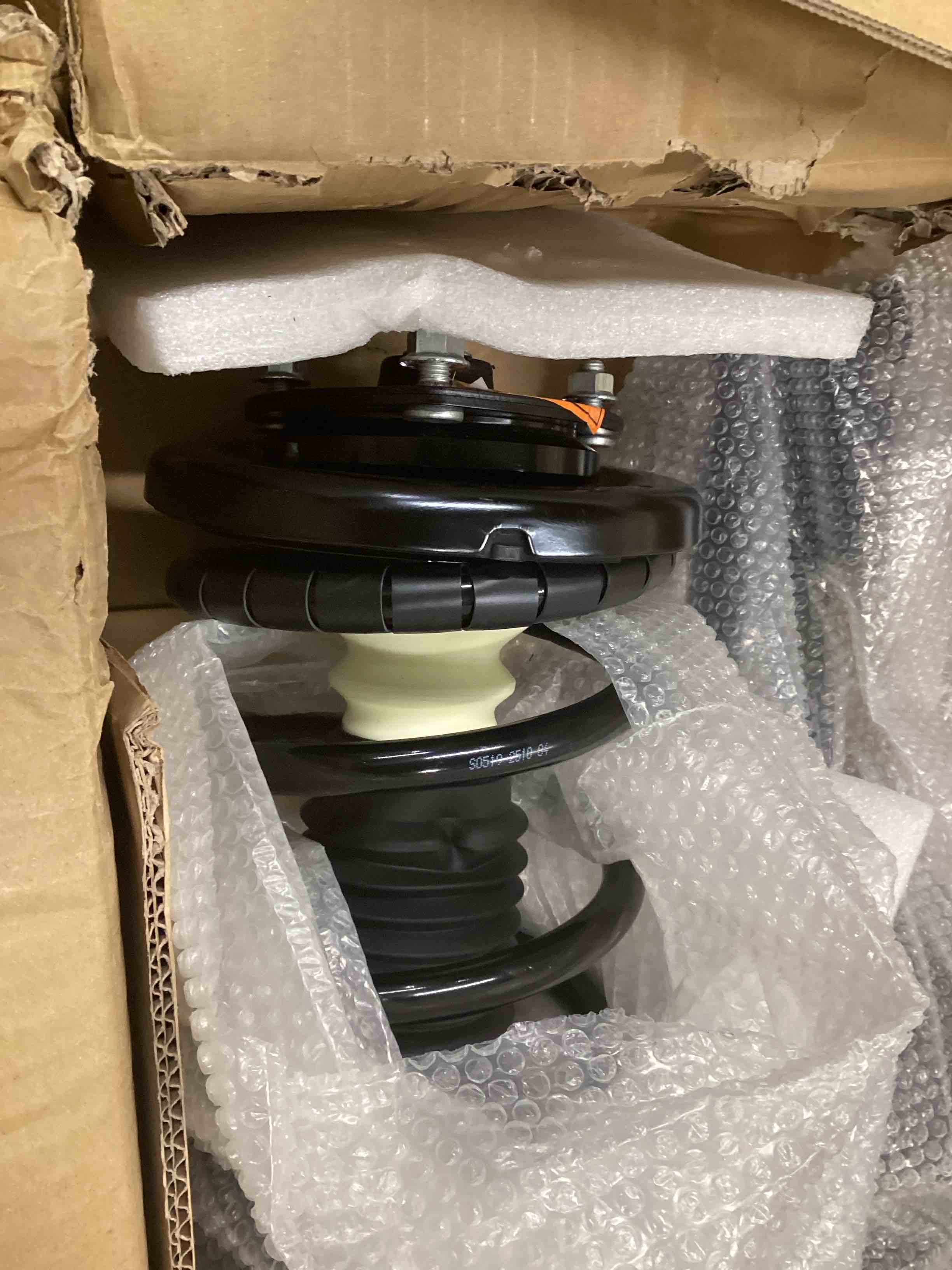 https://s3.amazonaws.com/lotting-images-prod/bidfta/GRA4115698_1778075163210.jpeg