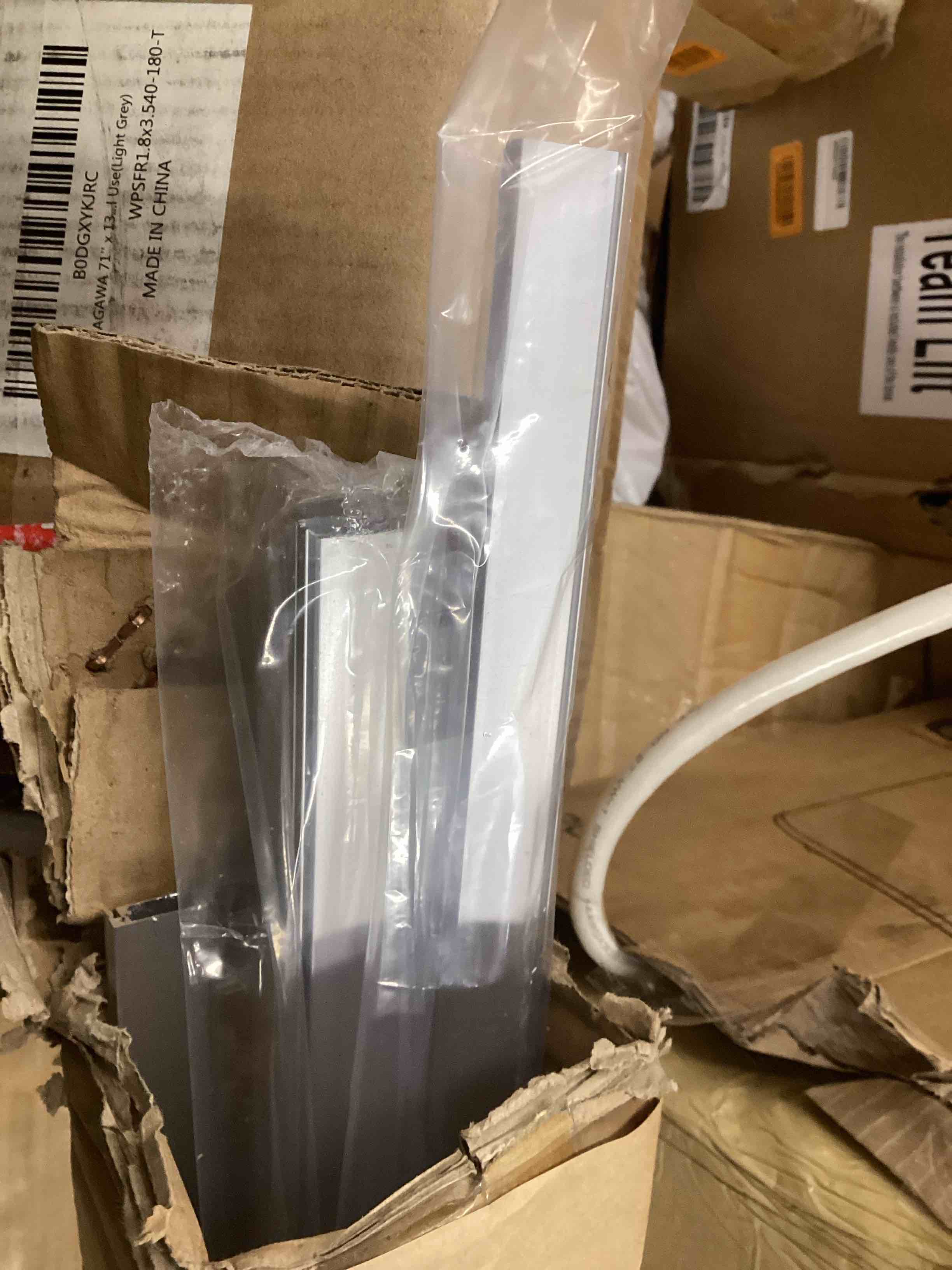 https://s3.amazonaws.com/lotting-images-prod/bidfta/GRA4115704_1778077847135.jpeg