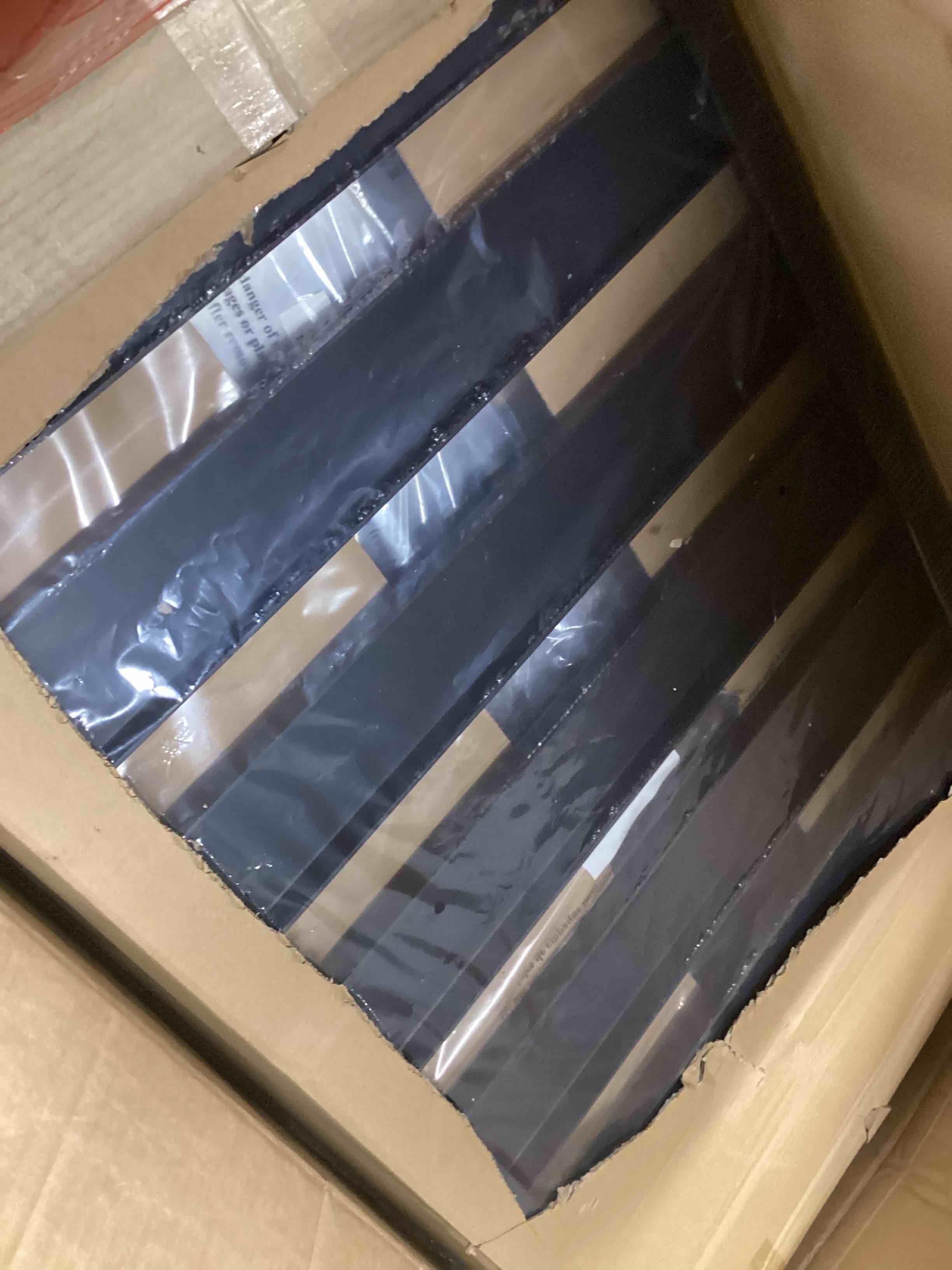 https://s3.amazonaws.com/lotting-images-prod/bidfta/GRA4115712_1778082726238.jpeg