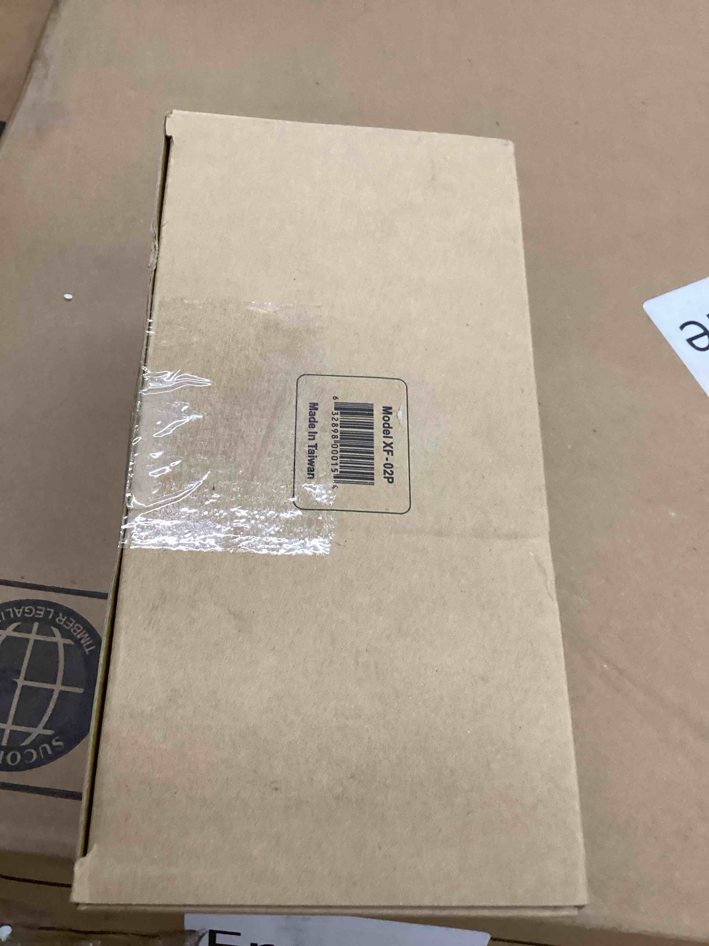 https://s3.amazonaws.com/lotting-images-prod/bidfta/GRA4115800_1778188501702.jpeg