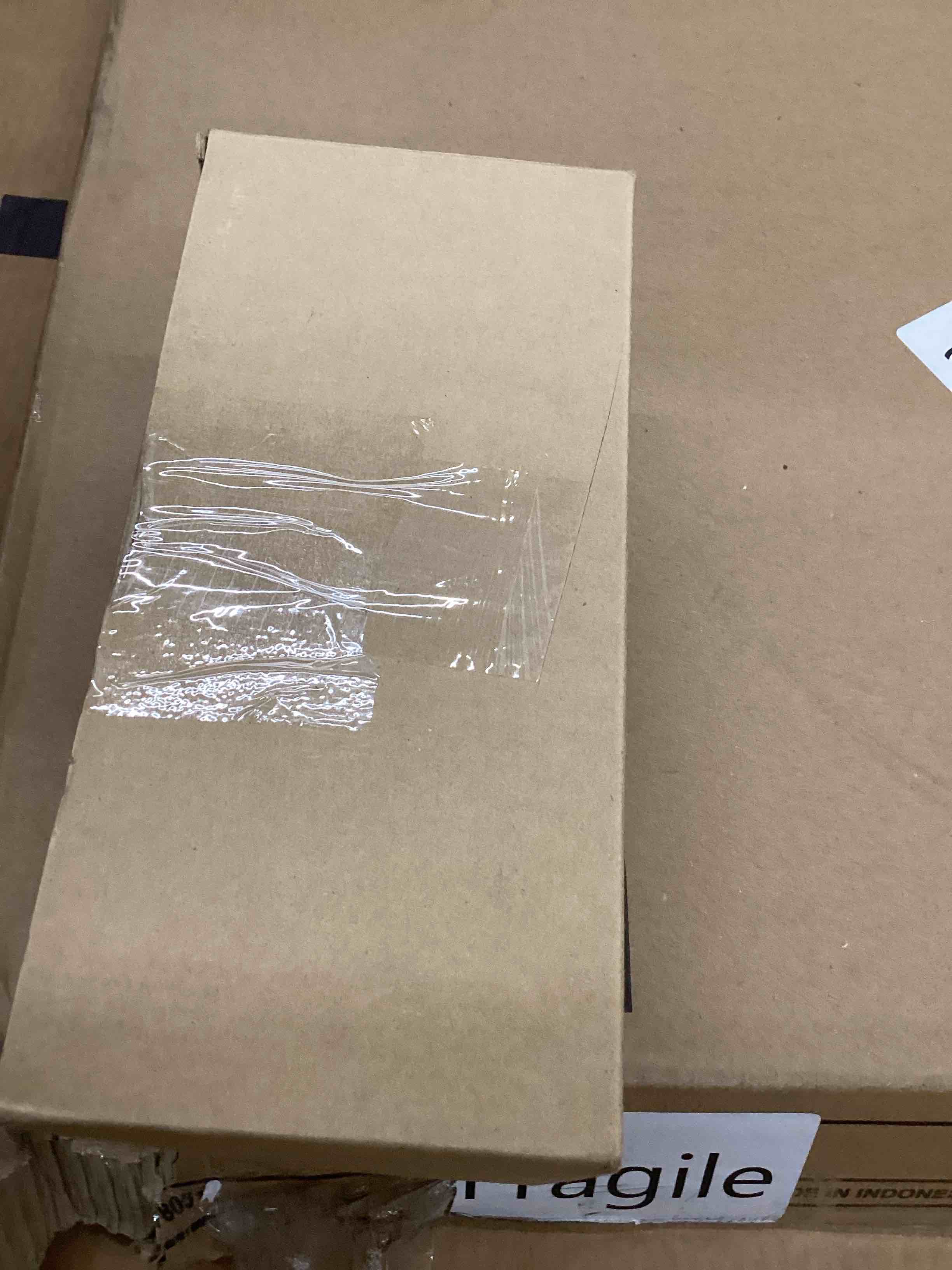 https://s3.amazonaws.com/lotting-images-prod/bidfta/GRA4115800_1778188583219.jpeg