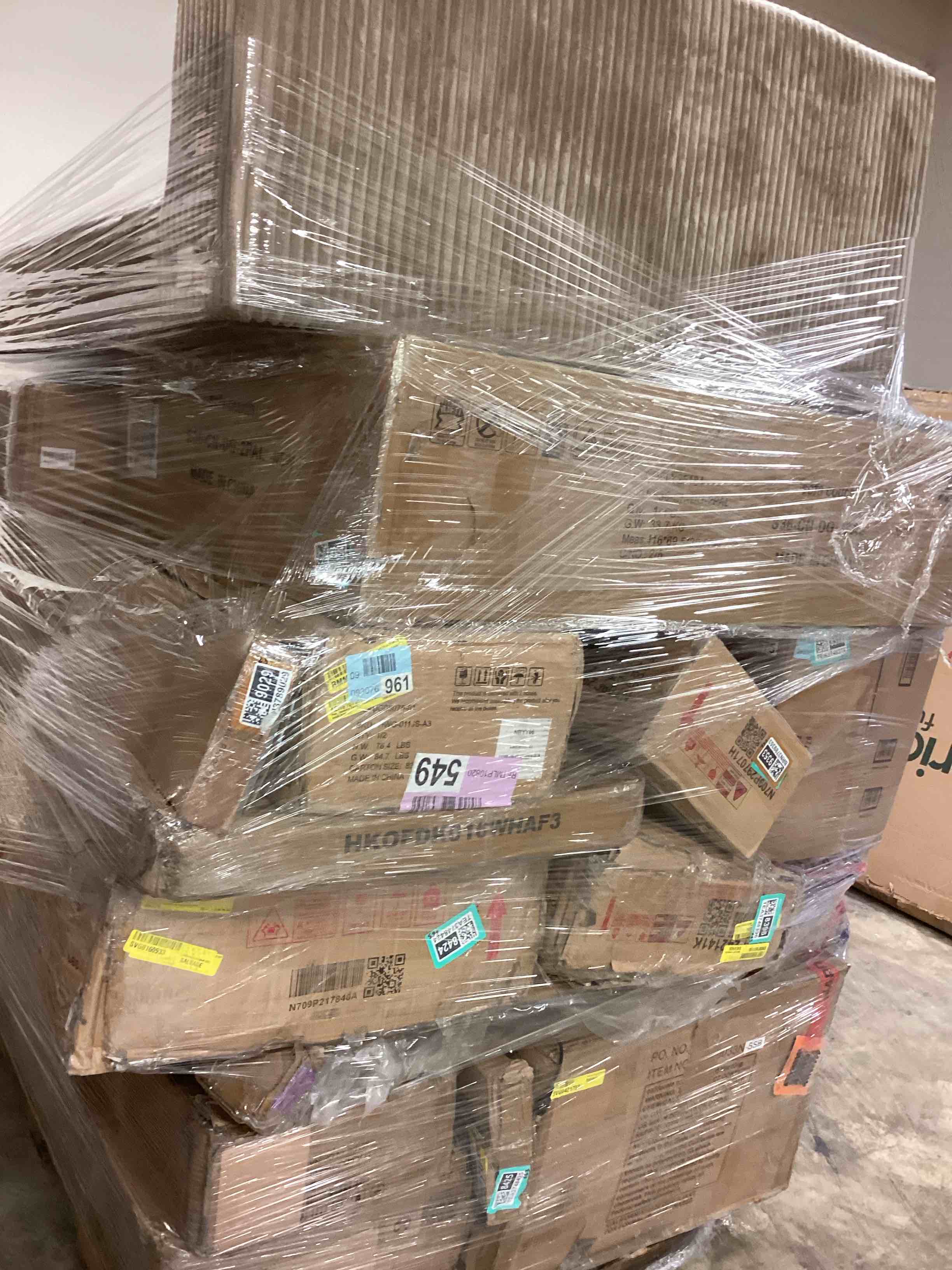 pallet lot of furniture items (incomplete sofas, dining chairs, bed slats and more)