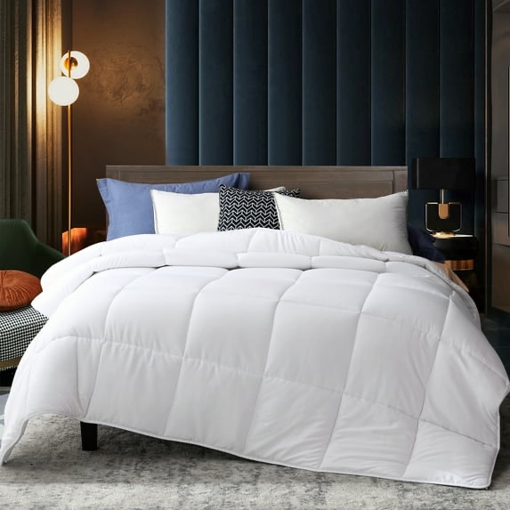 Three Geese Down Alternative Comforter Duvet Insert California King Size, Ultra Soft All Season Bed Comforters With 8 Corner Tabs, Machine Washable (White, 108"x98")
