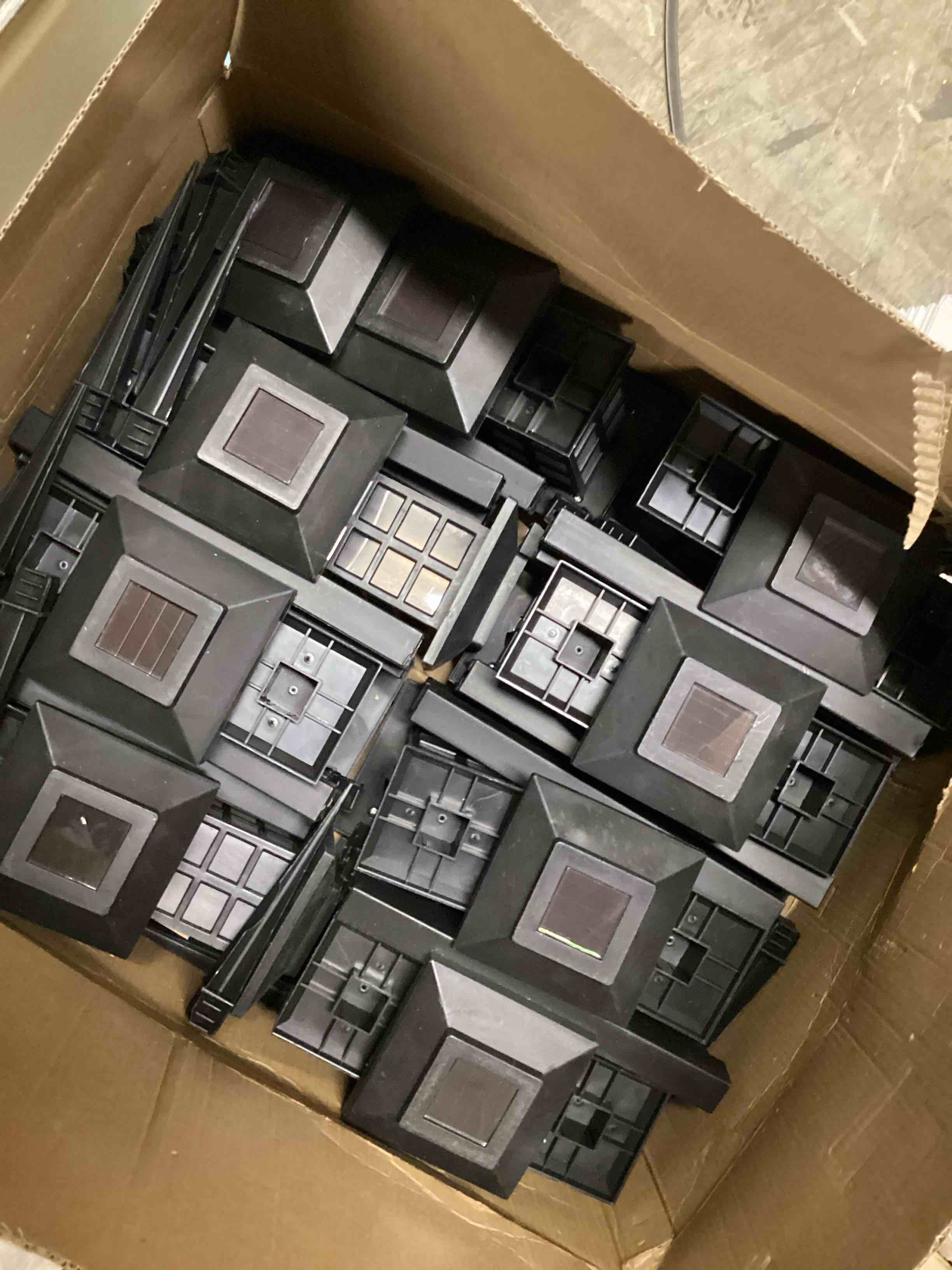 https://s3.amazonaws.com/lotting-images-prod/bidfta/GRA4115863_1778250999558.jpeg