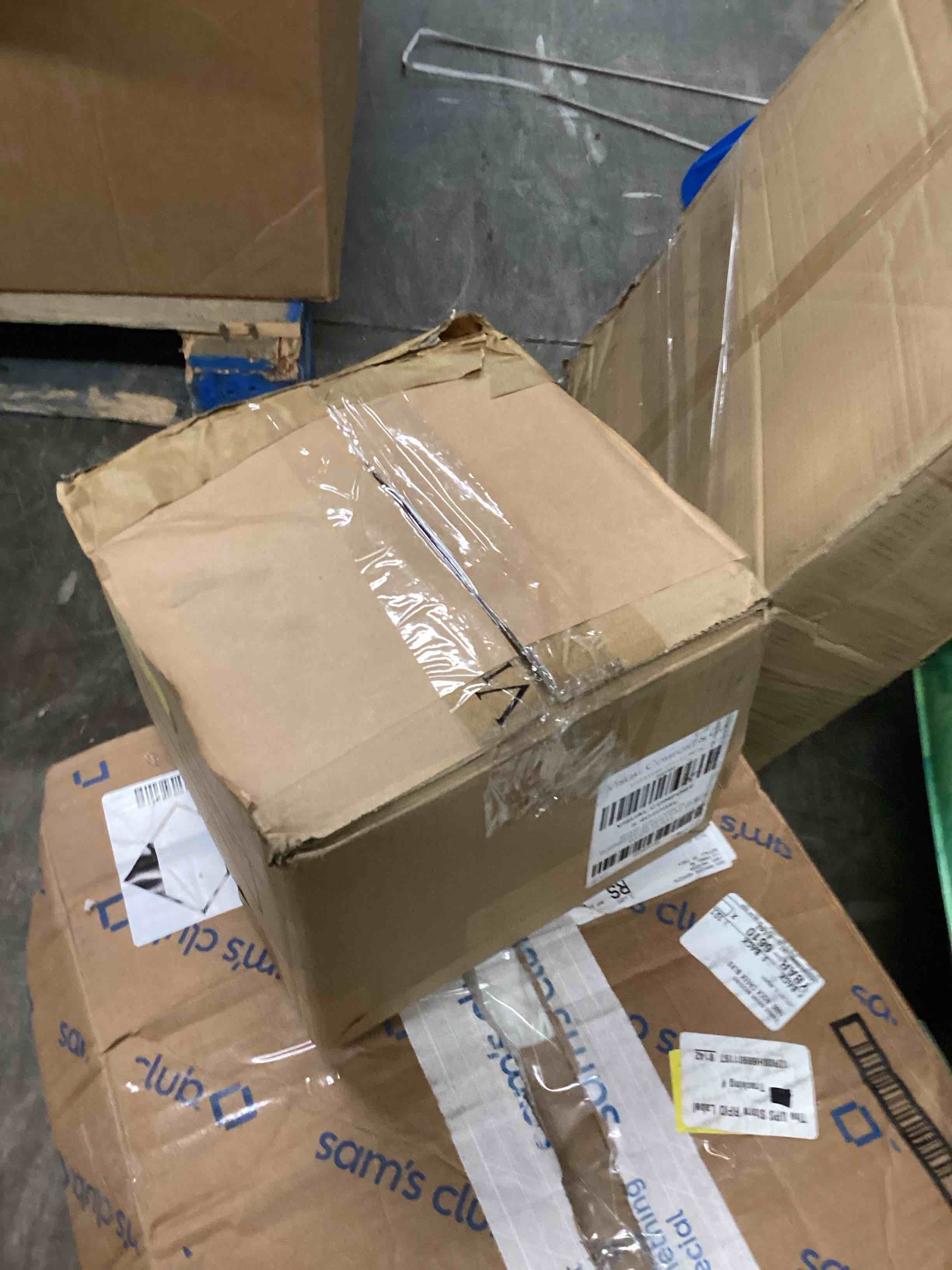 https://s3.amazonaws.com/lotting-images-prod/bidfta/GRA4115877_1778254973912.jpeg
