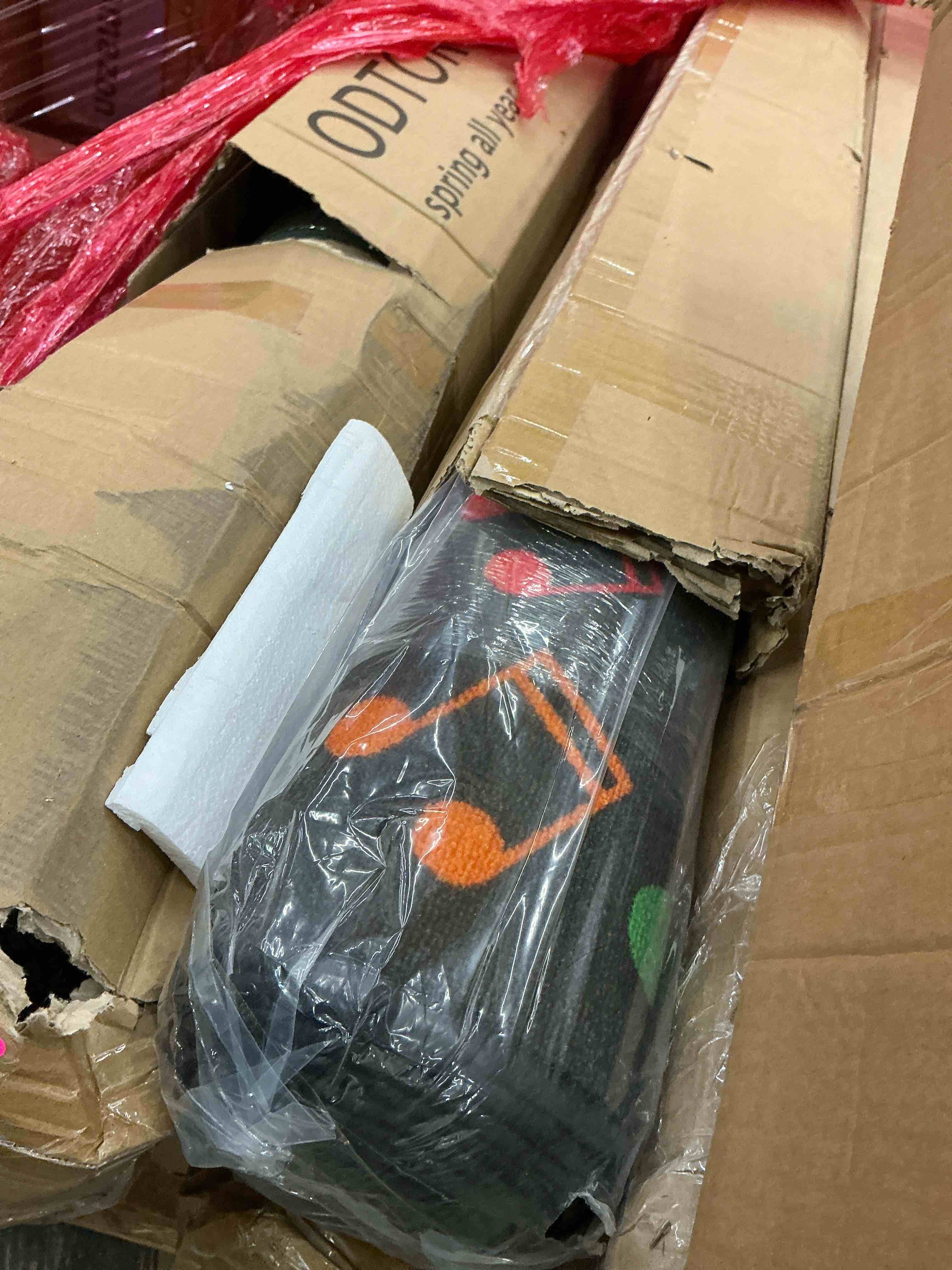 https://s3.amazonaws.com/lotting-images-prod/bidfta/GRA4115940_1778513661135.jpeg