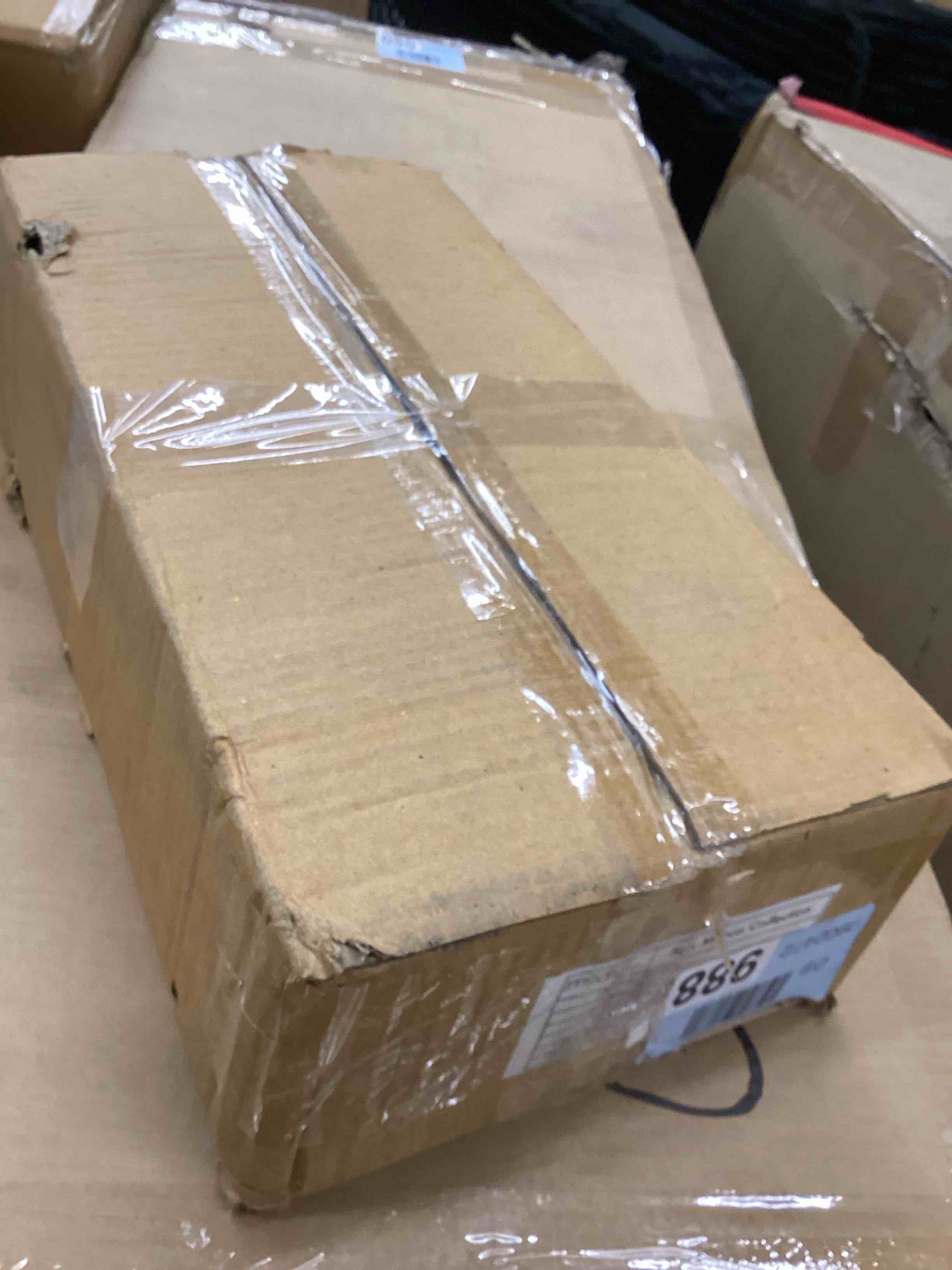 https://s3.amazonaws.com/lotting-images-prod/bidfta/GRA4116010_1778600644995.jpeg