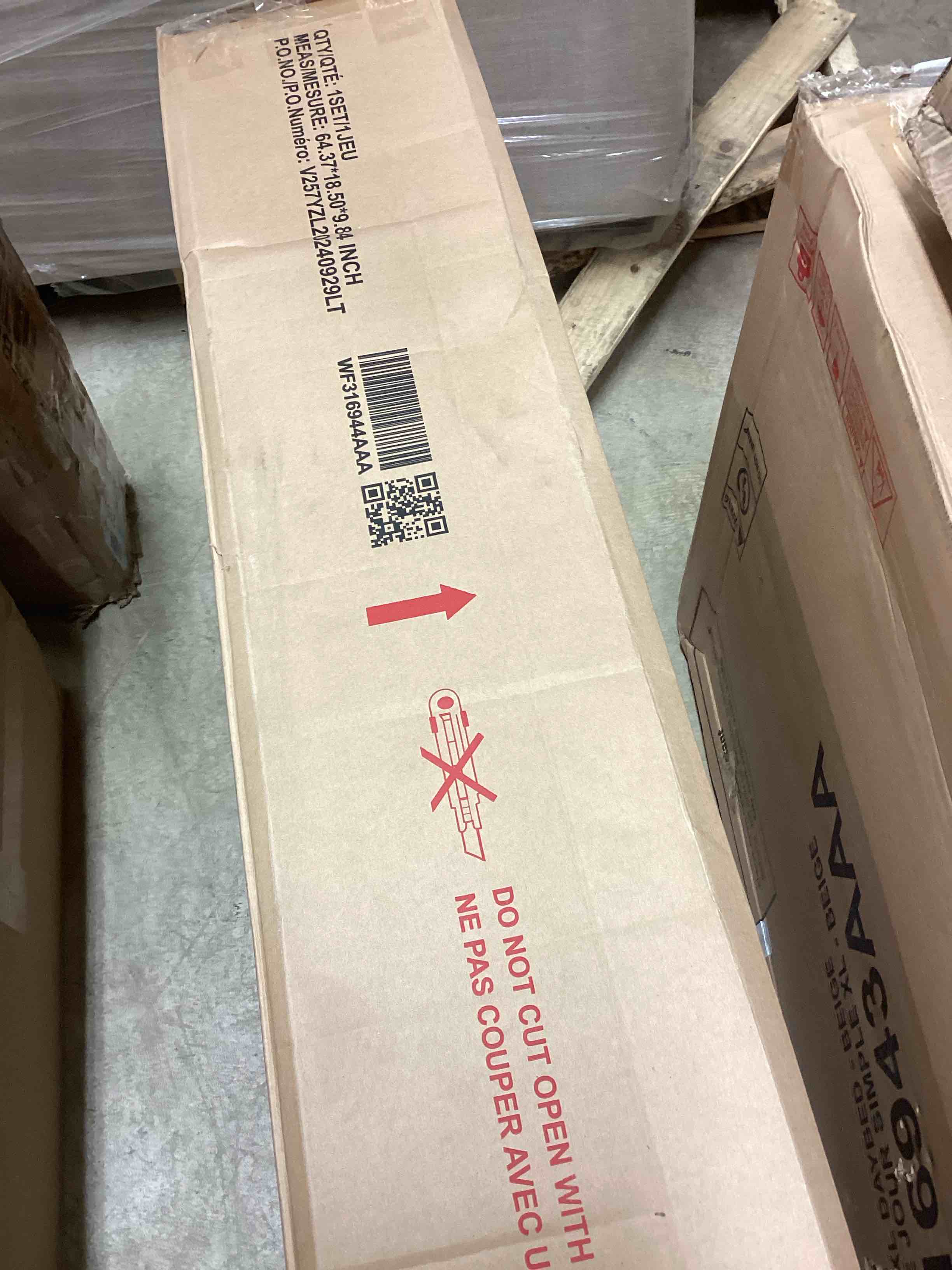 Condition photo showing Good Condition for faux leather bed with led lights , beige (model similar from stock photo) (incomplete 1 box of 2 only)