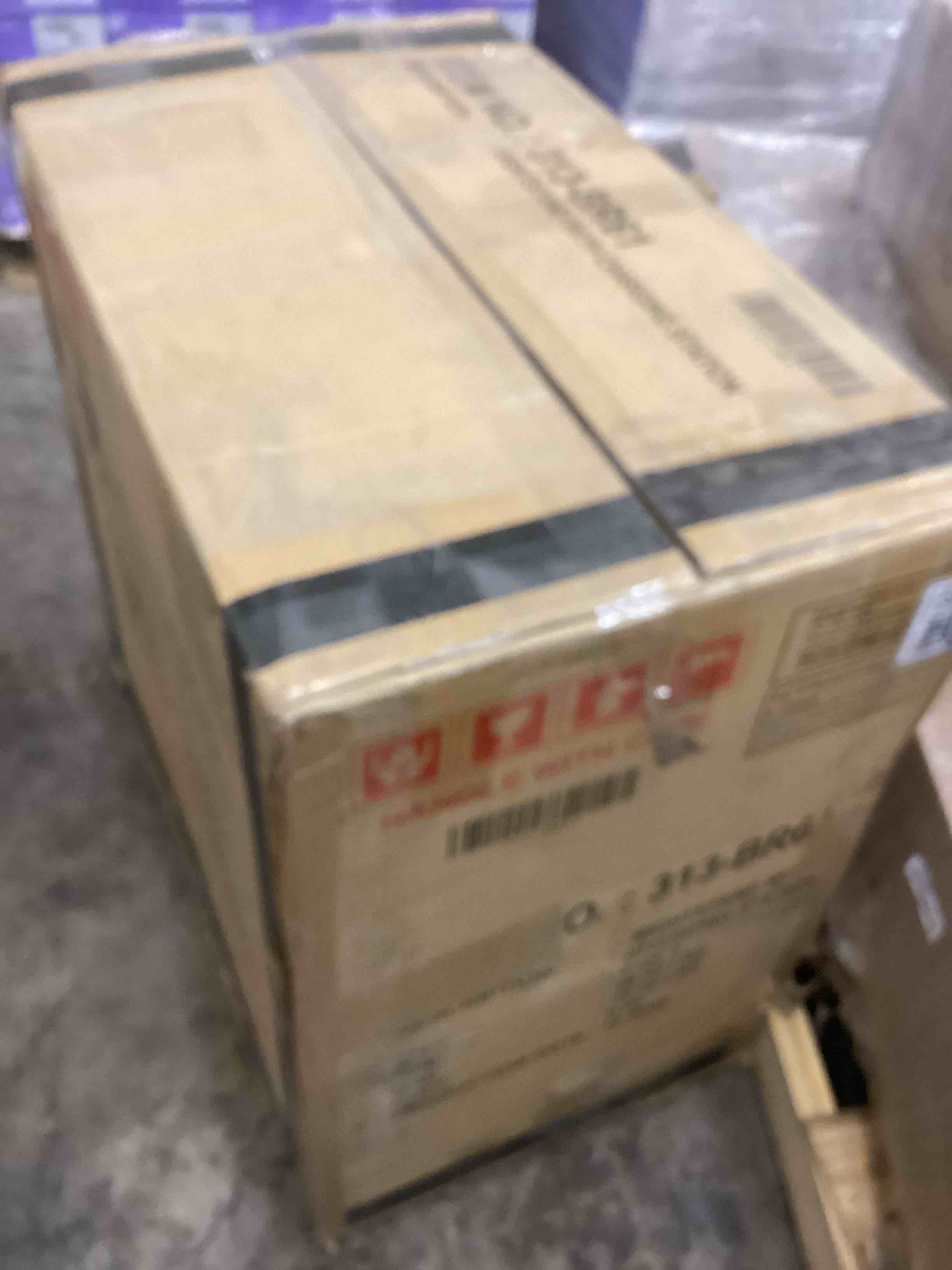 https://s3.amazonaws.com/lotting-images-prod/bidfta/GRA4116745_1779741326493.jpeg