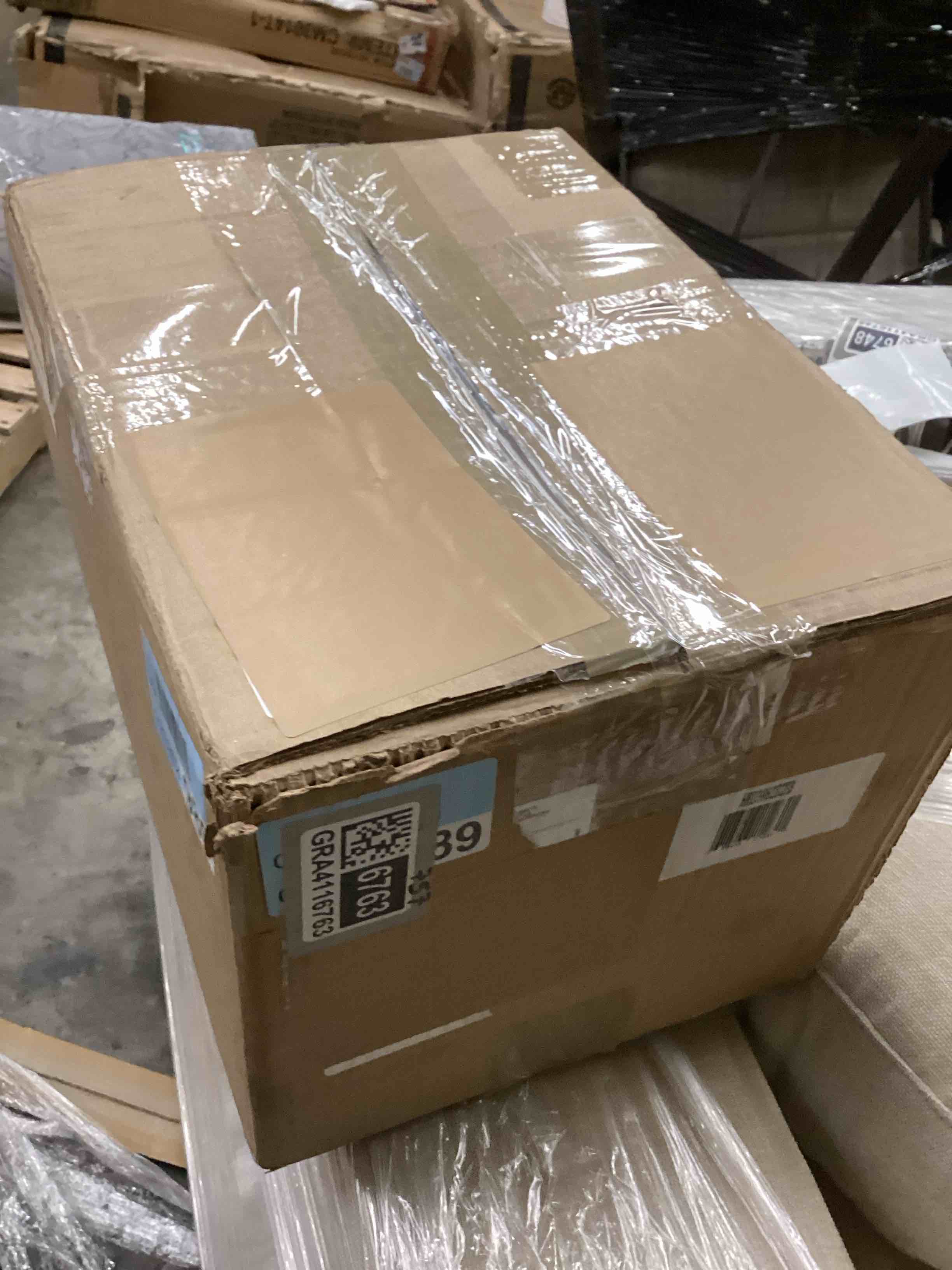 https://s3.amazonaws.com/lotting-images-prod/bidfta/GRA4116763_1779735071838.jpeg