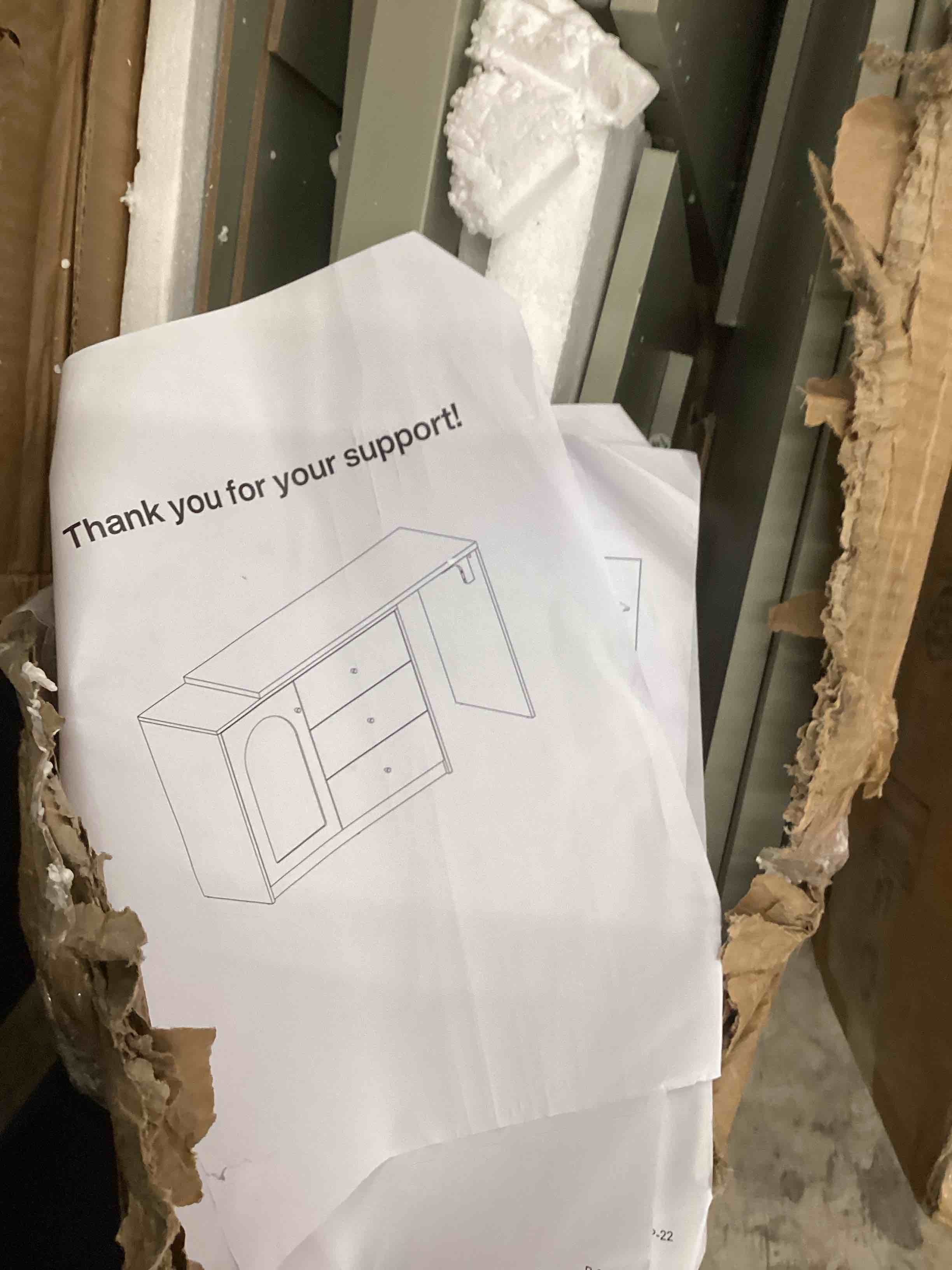 https://s3.amazonaws.com/lotting-images-prod/bidfta/GRA4116764_1779735497302.jpeg