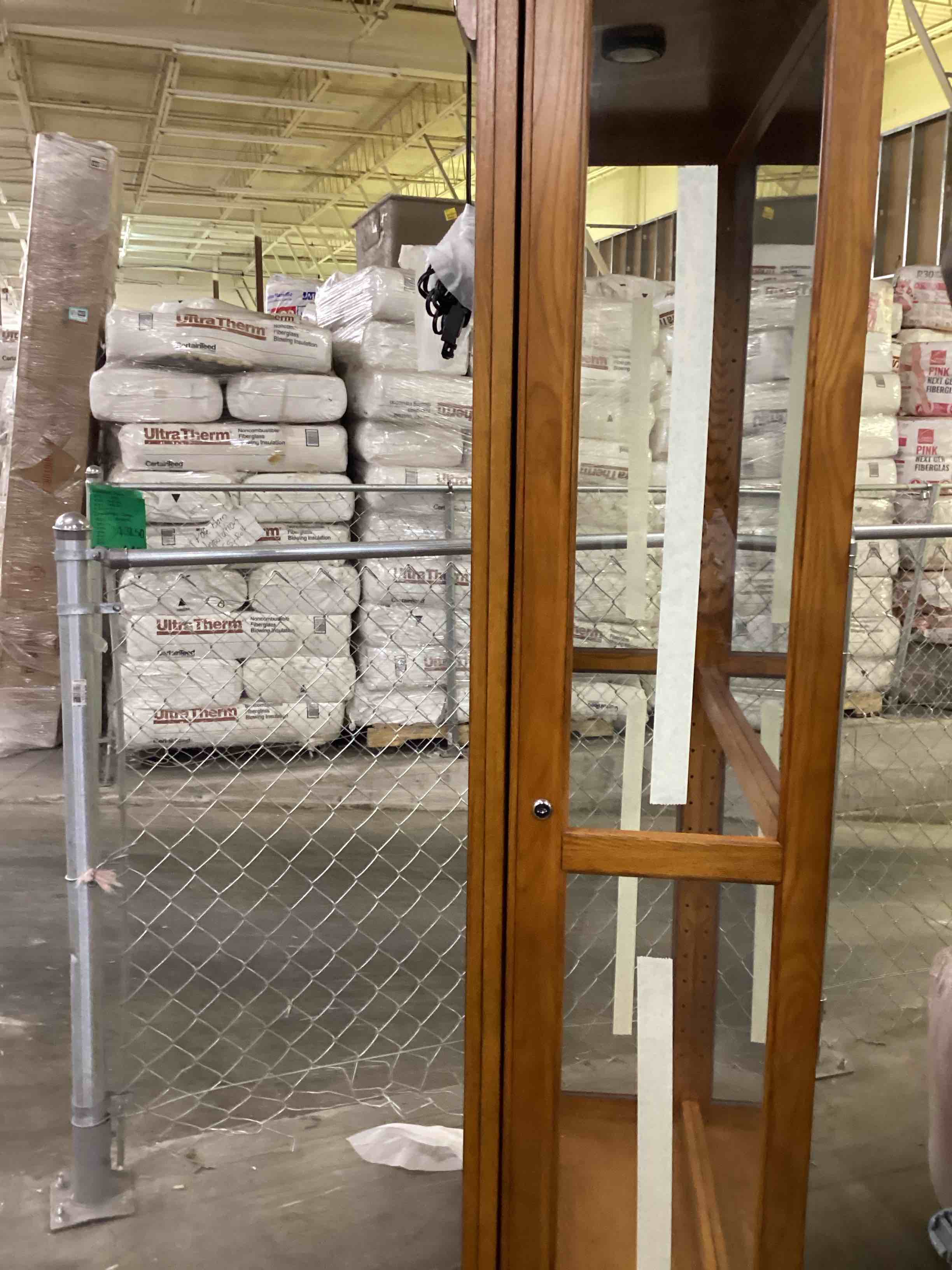 https://s3.amazonaws.com/lotting-images-prod/bidfta/GRA4116766_1779723479630.jpeg