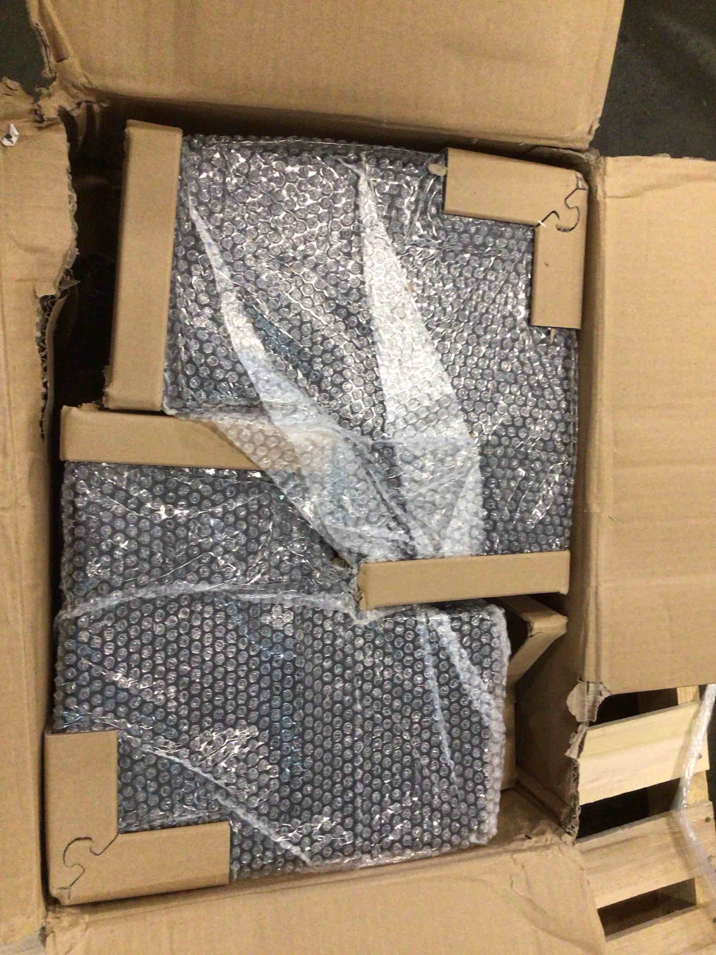 Condition photo showing Good Condition for vevor pergola bracket kit 6''x6''(inner size 5.6x5.6), 4pcs 3-way heavy duty corner bracket woodworks diy post base kit, easy installation wooden beams for gazebos, patio pergolas, log cabin outdoor