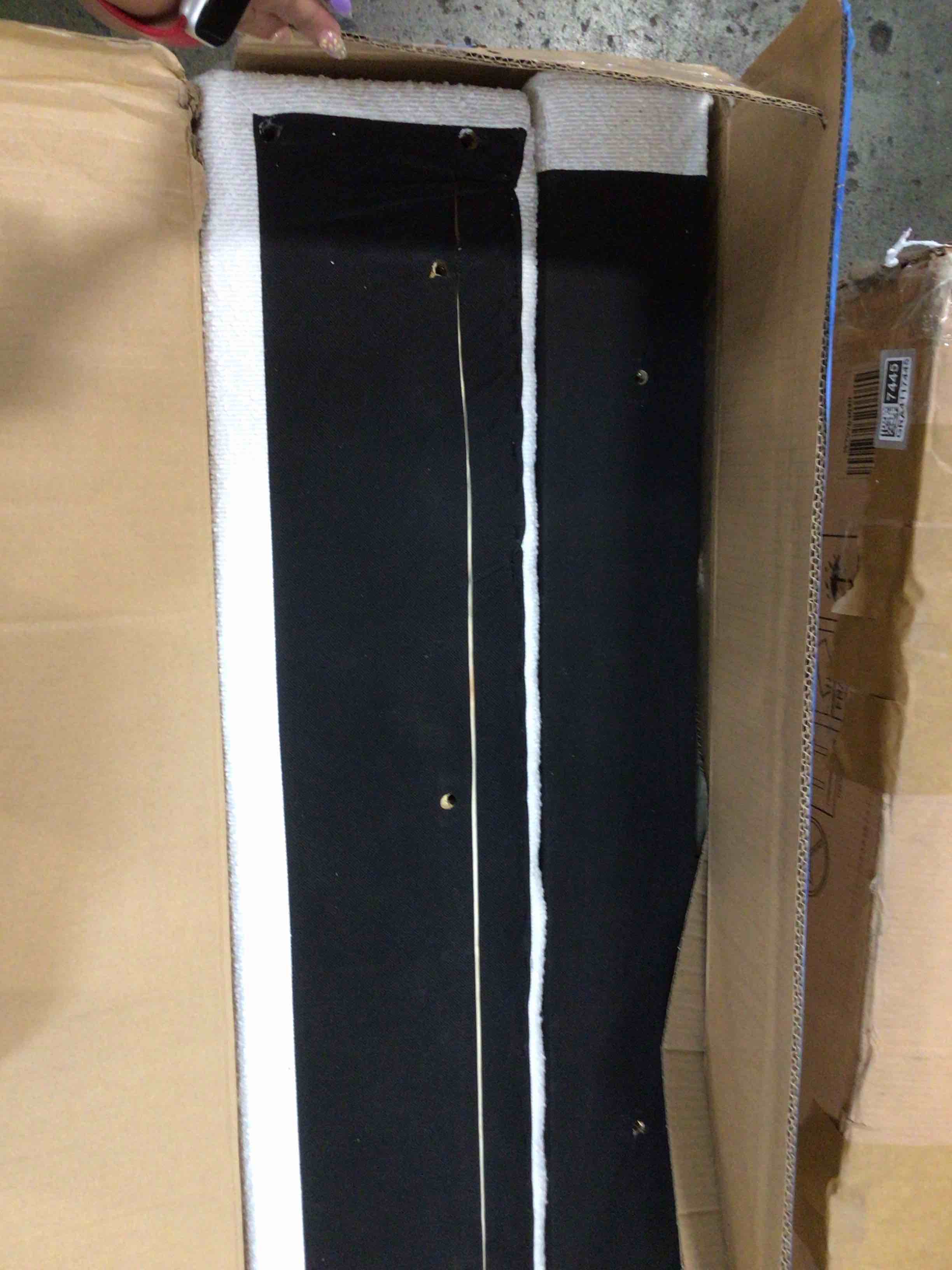 https://s3.amazonaws.com/lotting-images-prod/bidfta/GRA4117450_1776196781835.jpeg