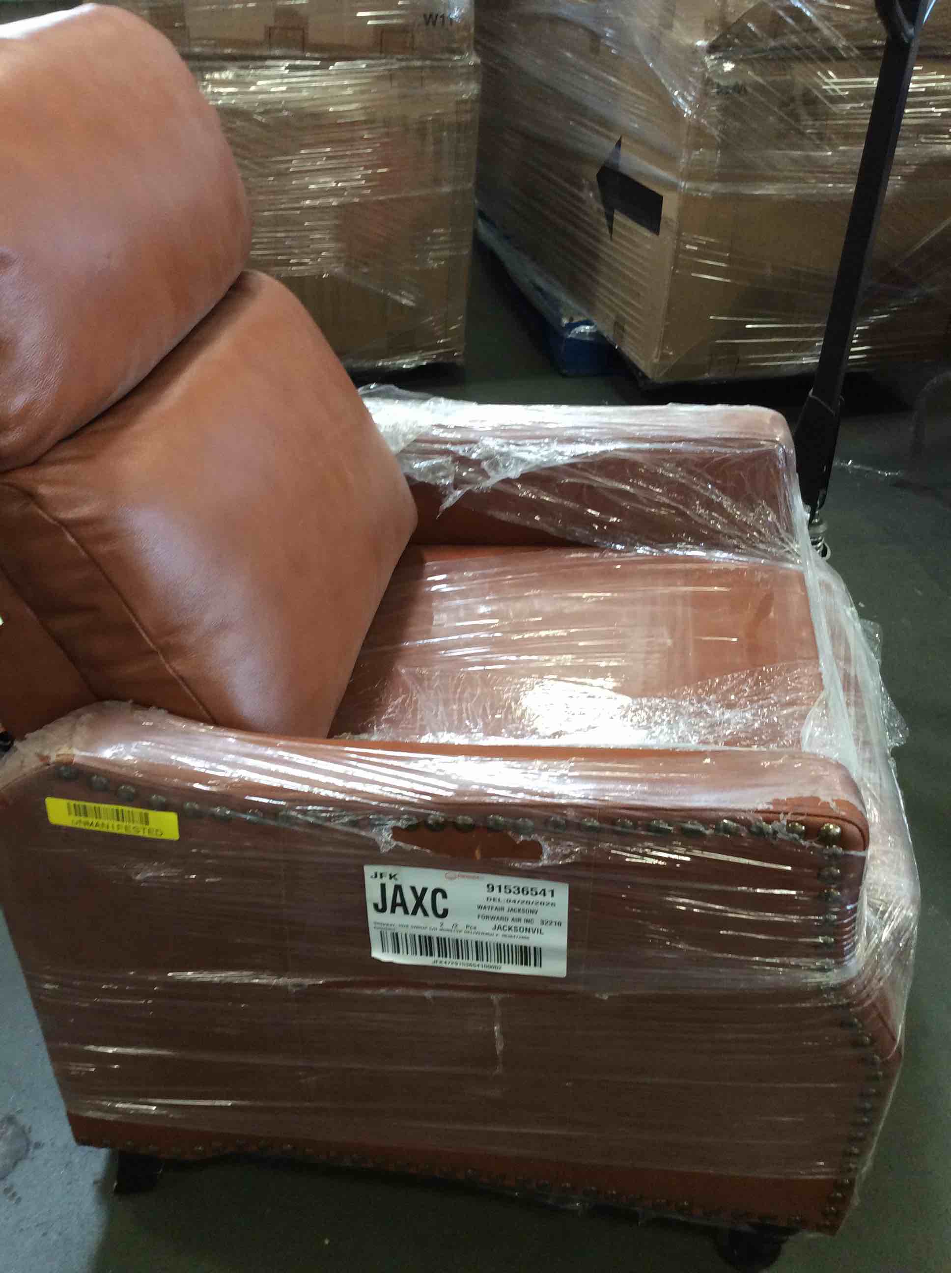 https://s3.amazonaws.com/lotting-images-prod/bidfta/GRA4117930_1777040437651.jpeg