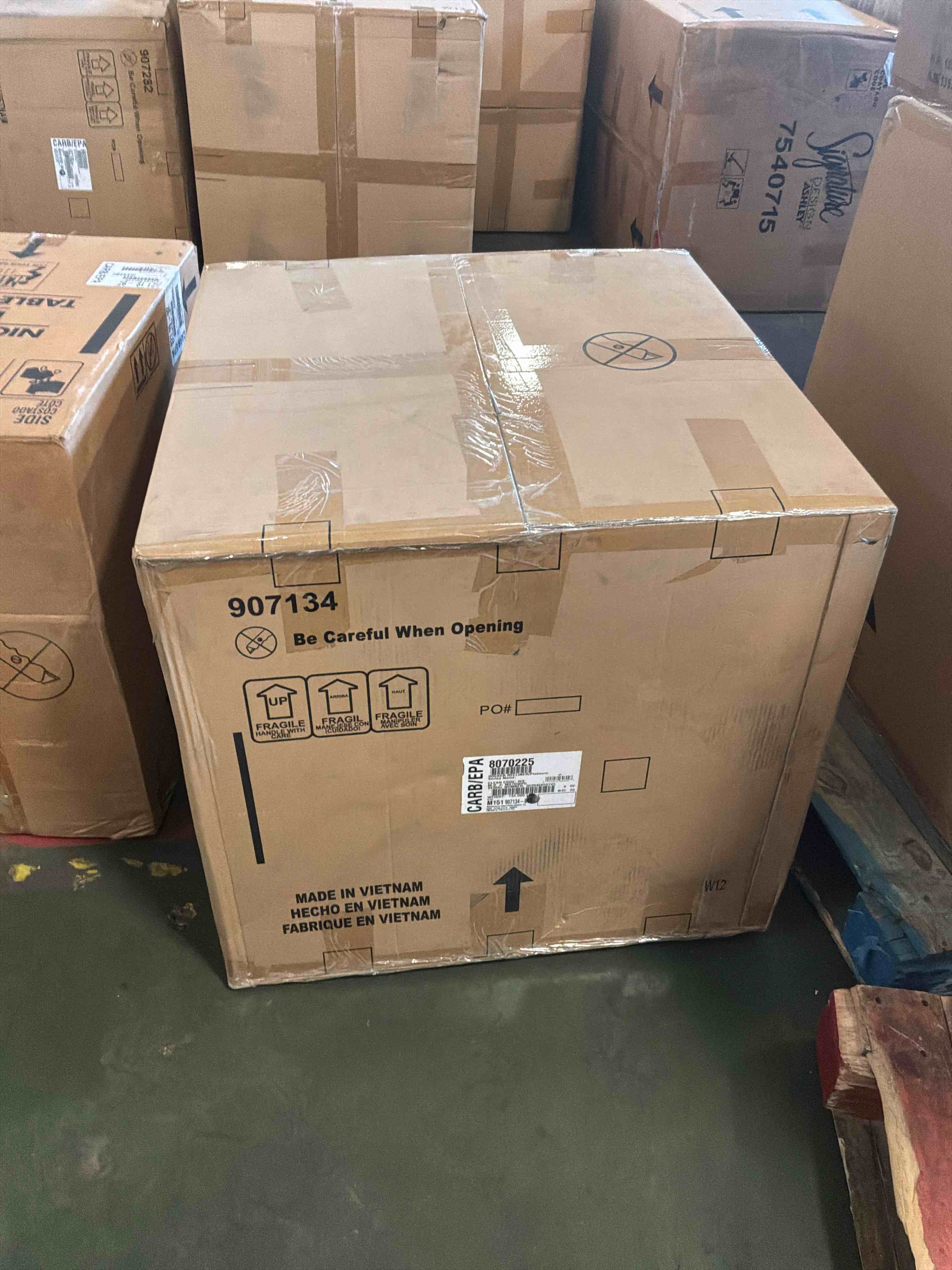 https://s3.amazonaws.com/lotting-images-prod/bidfta/GRA4117955_1776947373411.jpeg