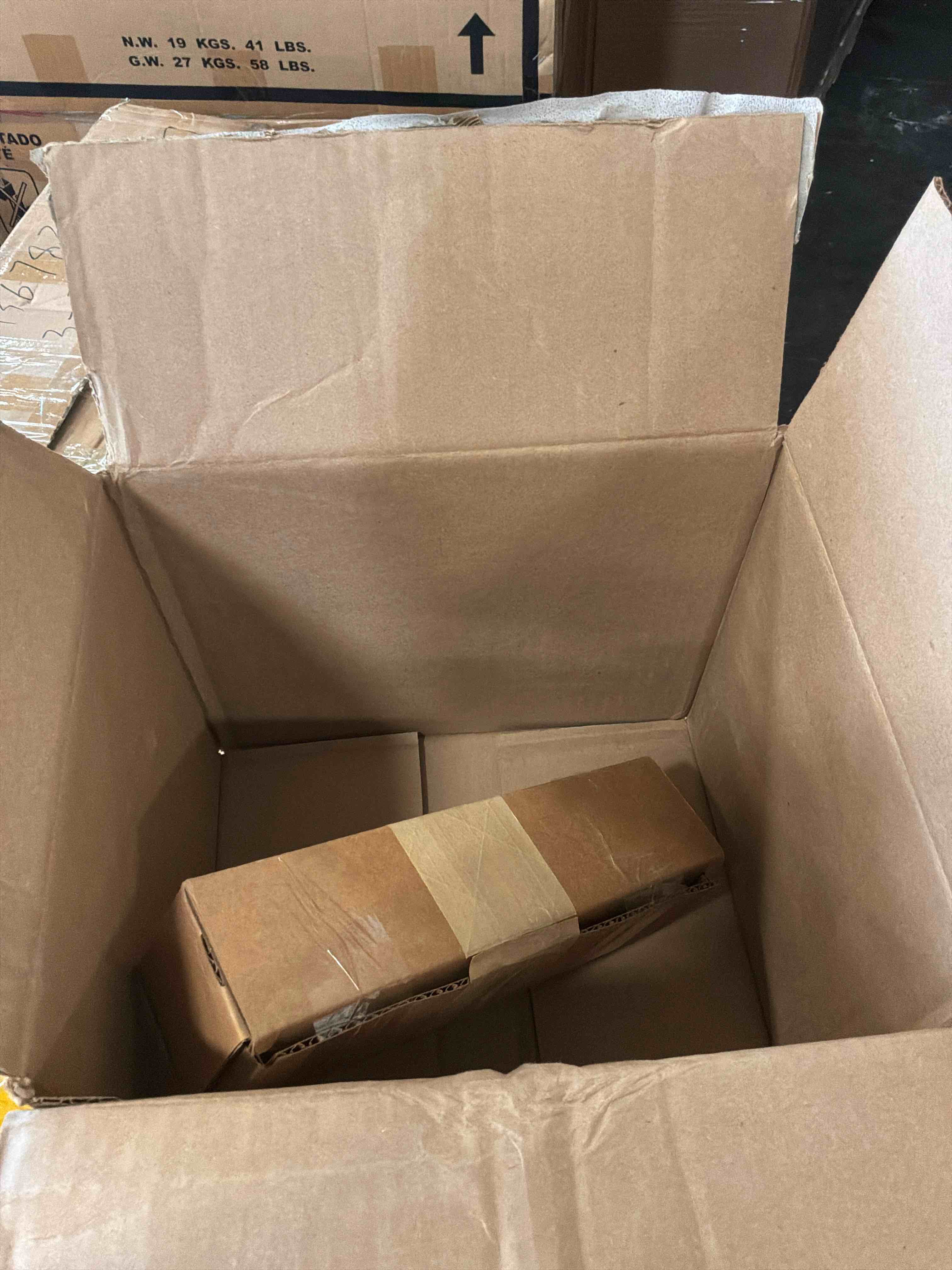 https://s3.amazonaws.com/lotting-images-prod/bidfta/GRA4118073_1777046351619.jpeg