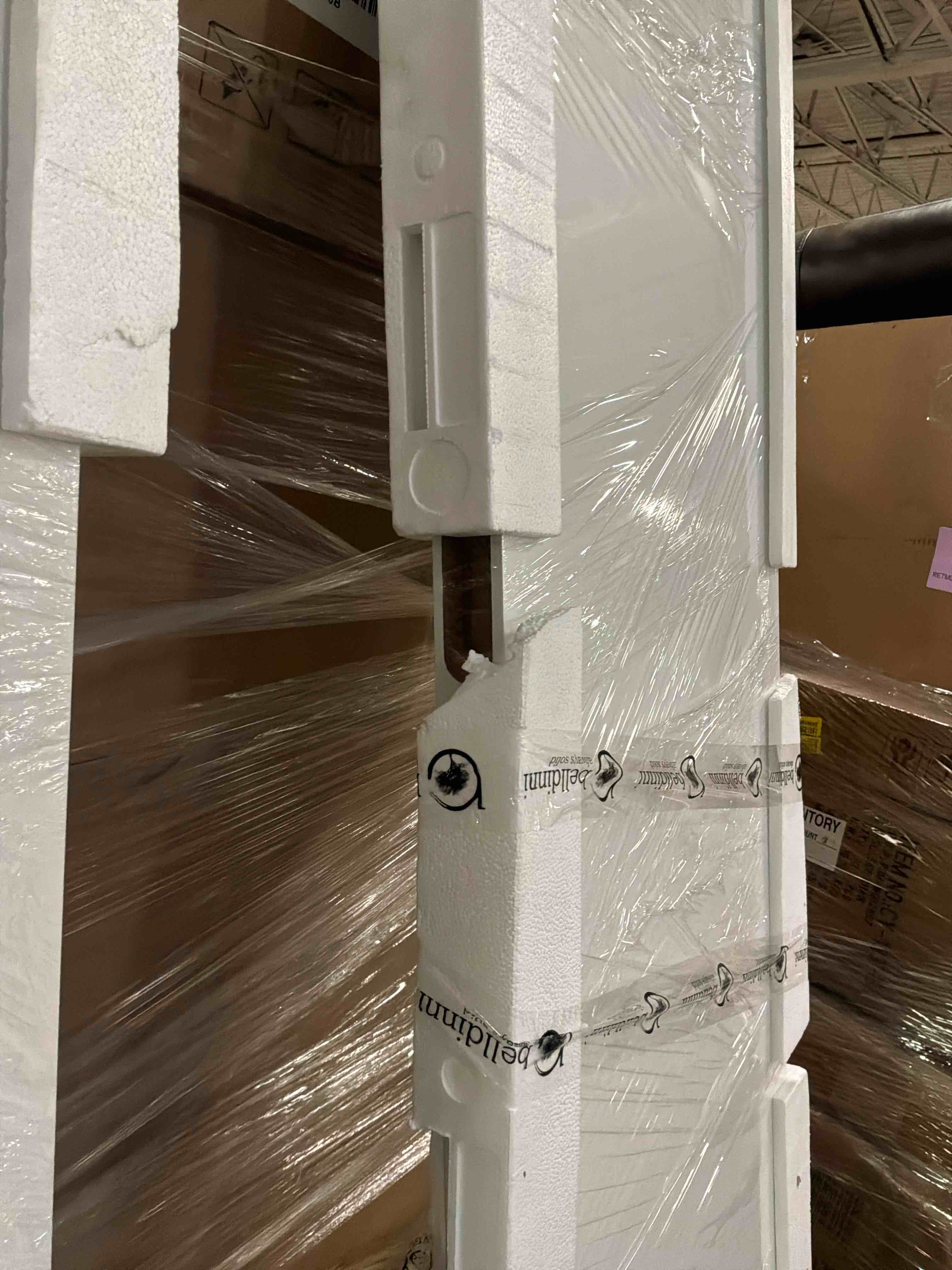 https://s3.amazonaws.com/lotting-images-prod/bidfta/GRA4118611_1777477525395.jpeg