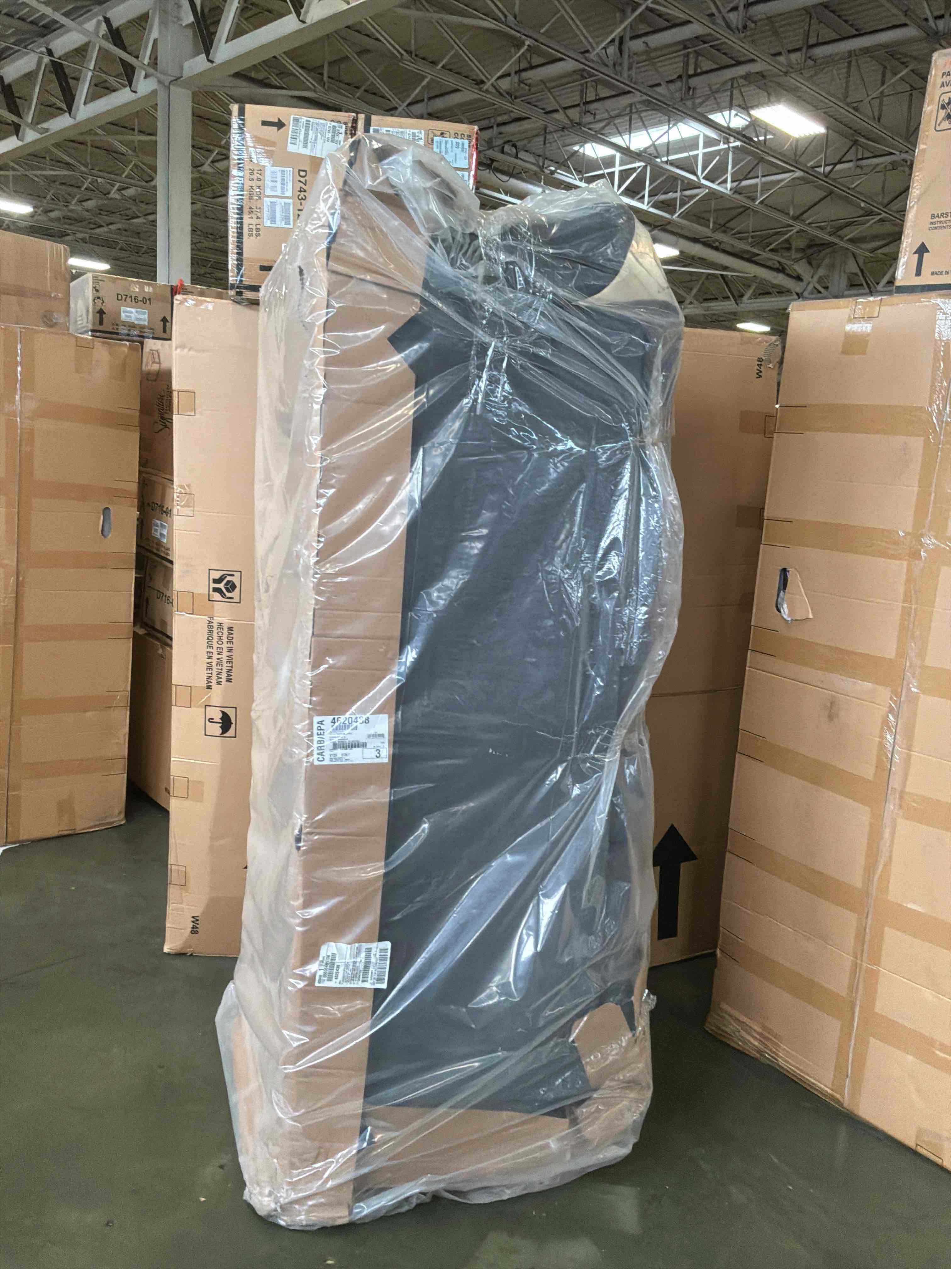 https://s3.amazonaws.com/lotting-images-prod/bidfta/GRA4118738_1777909395999.jpeg